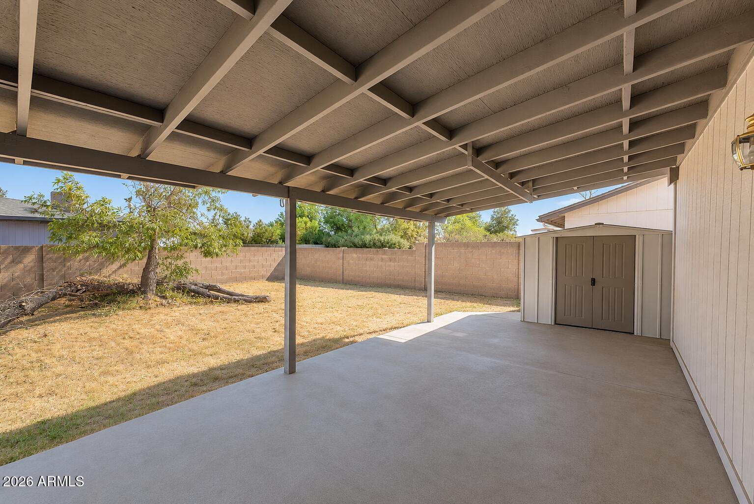 313 W PIUTE Avenue