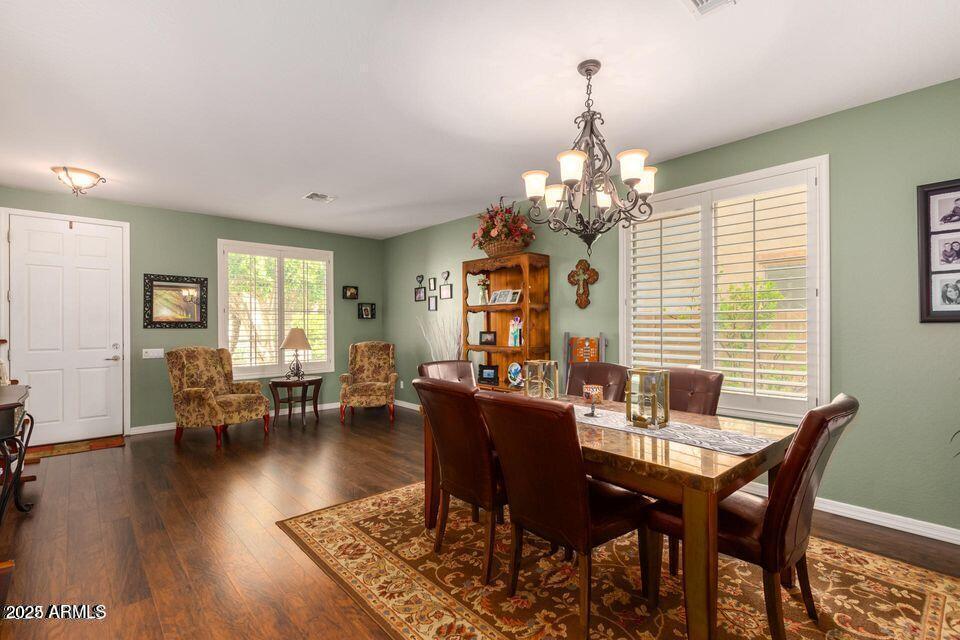 5118 W Swayback Pass