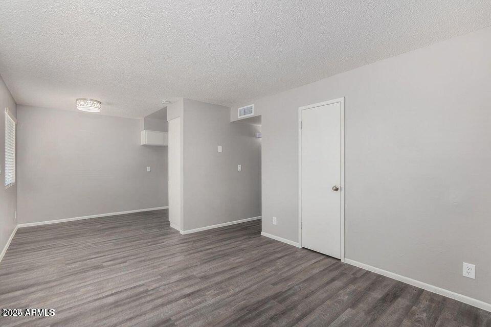 864 S LEWIS --