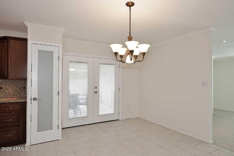 2808 E LUPINE Avenue E