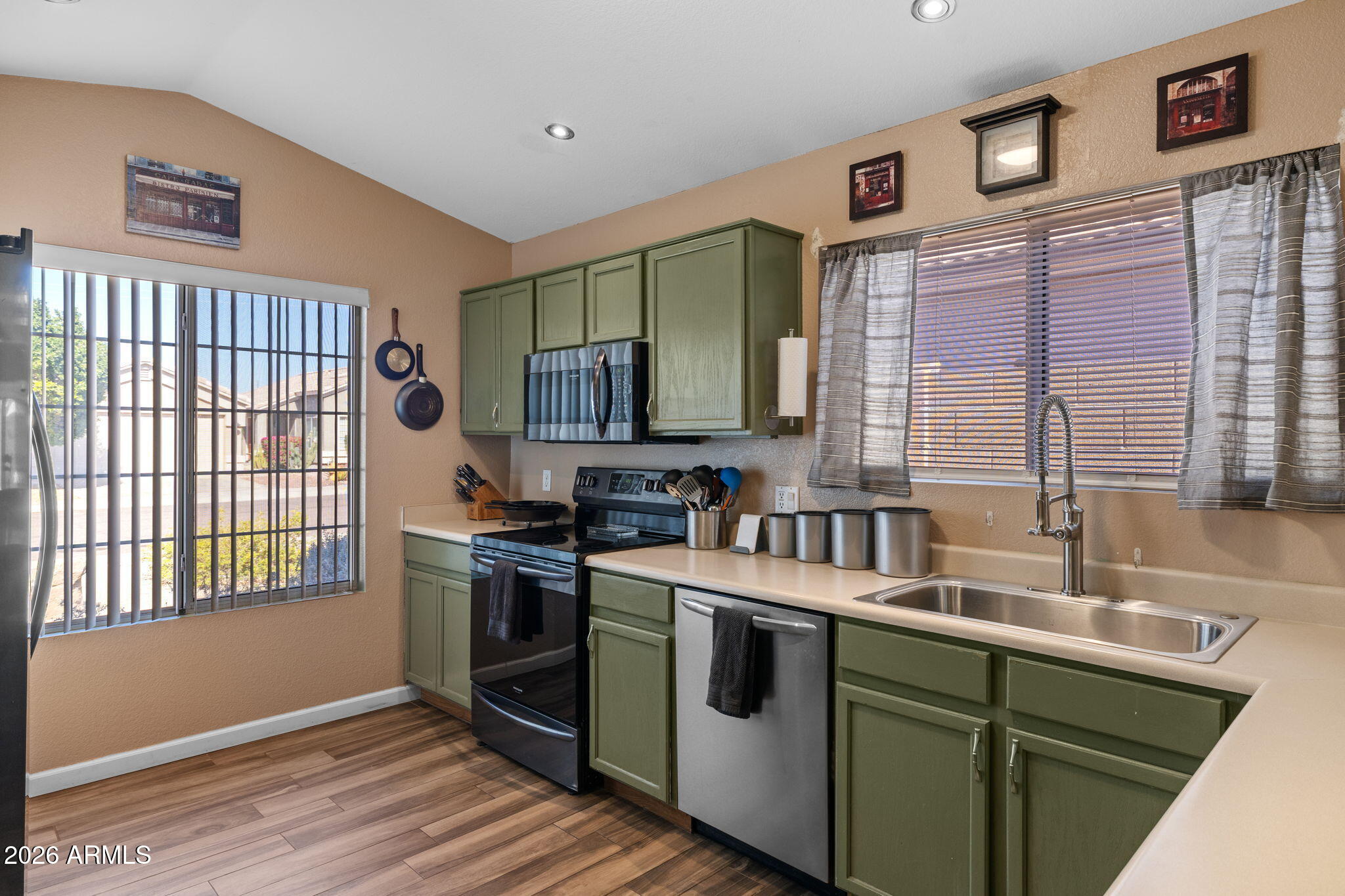 3523 W SAGUARO PARK Lane