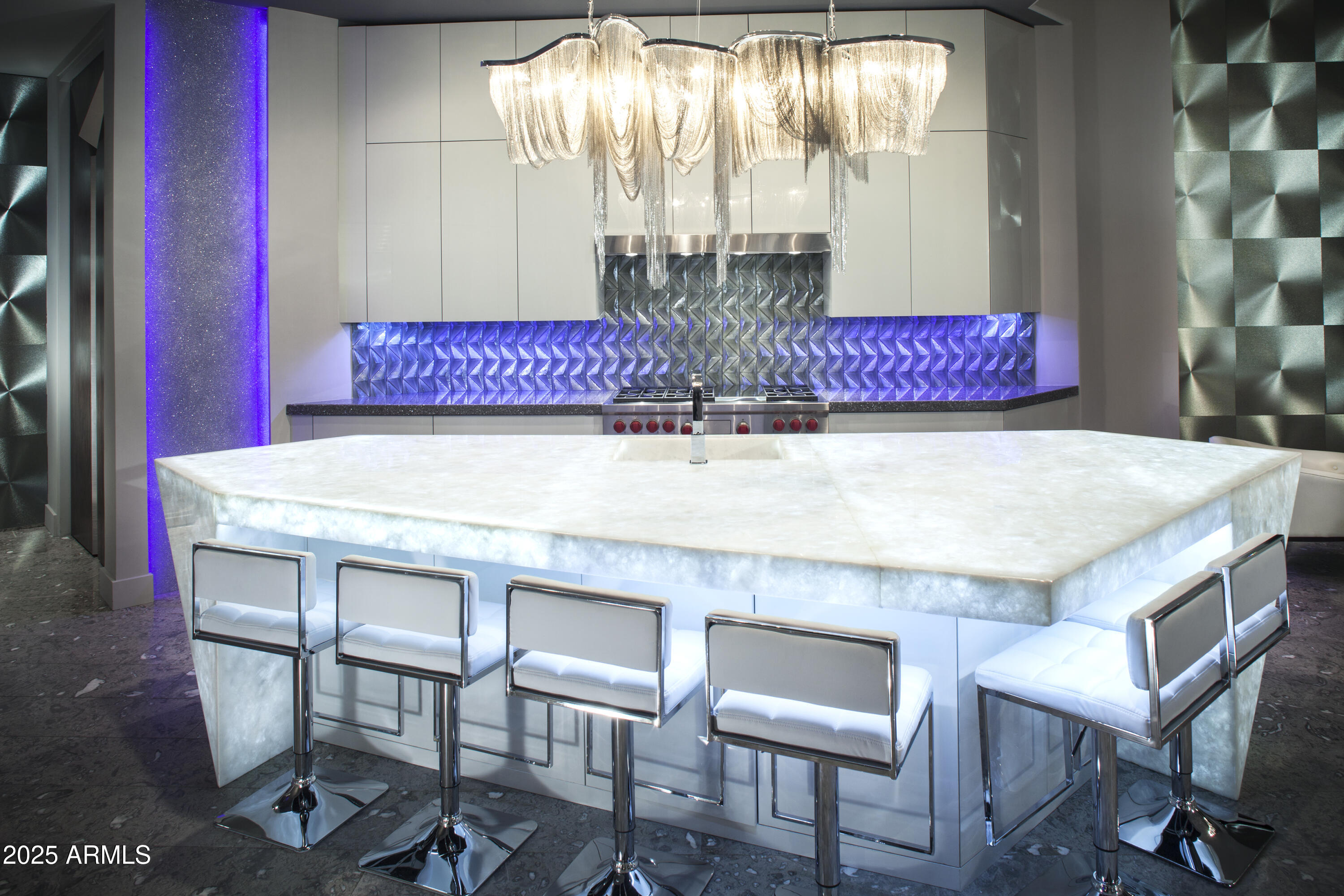 10554 E BLANCHE Drive