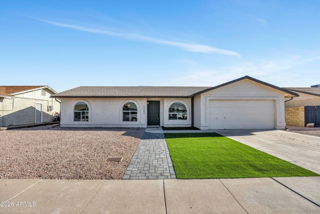 Photo of 1743 E Irwin Avenue, Mesa, AZ 85204 (MLS # 7000157)