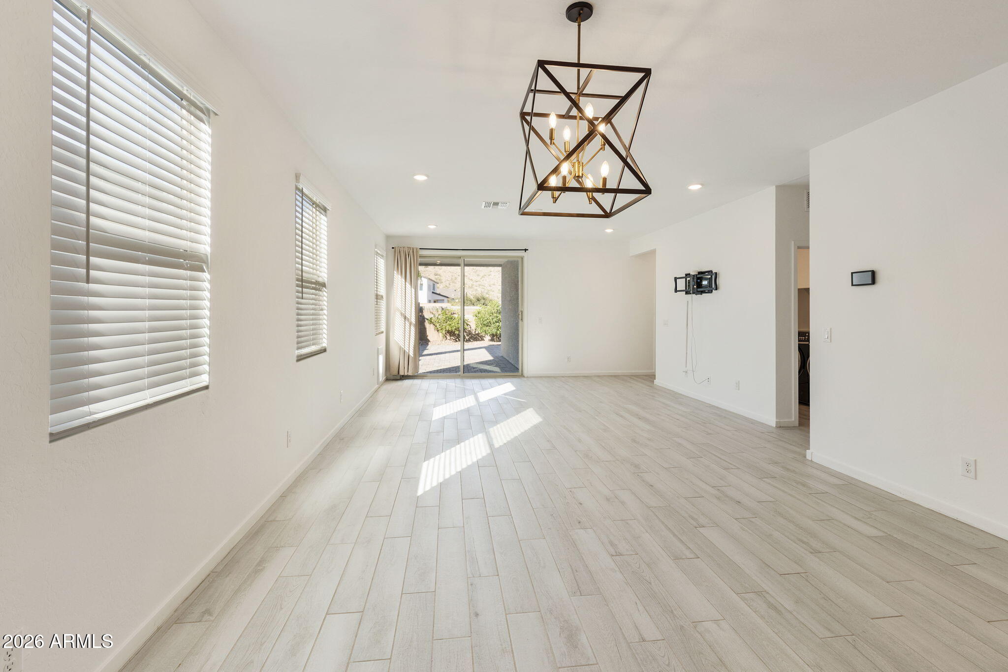 33908 N Beeblossom Trail