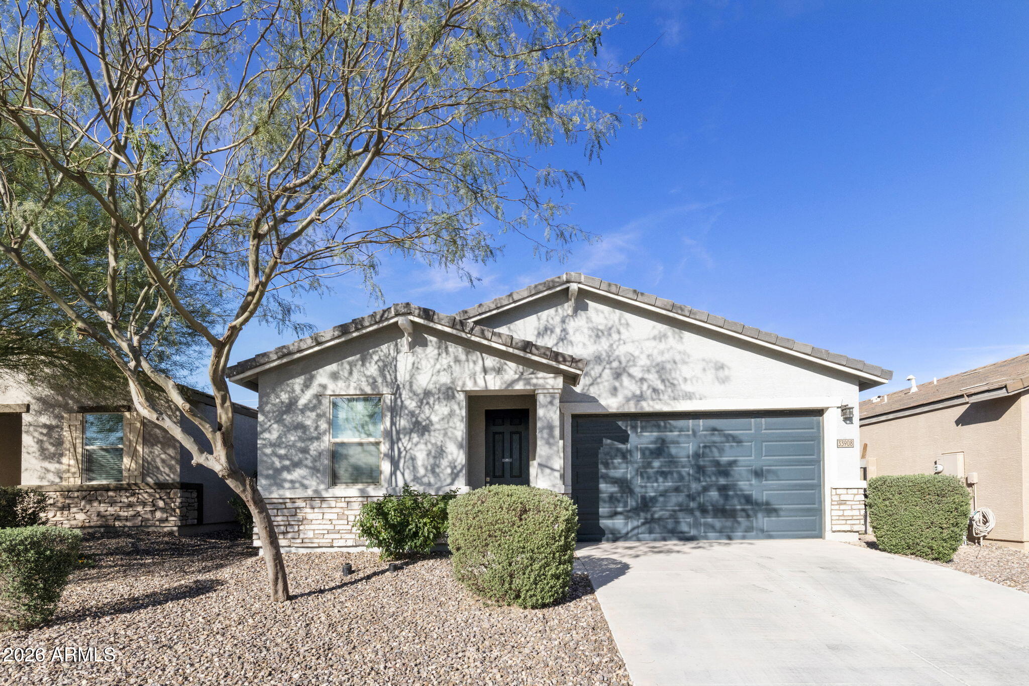 33908 N Beeblossom Trail