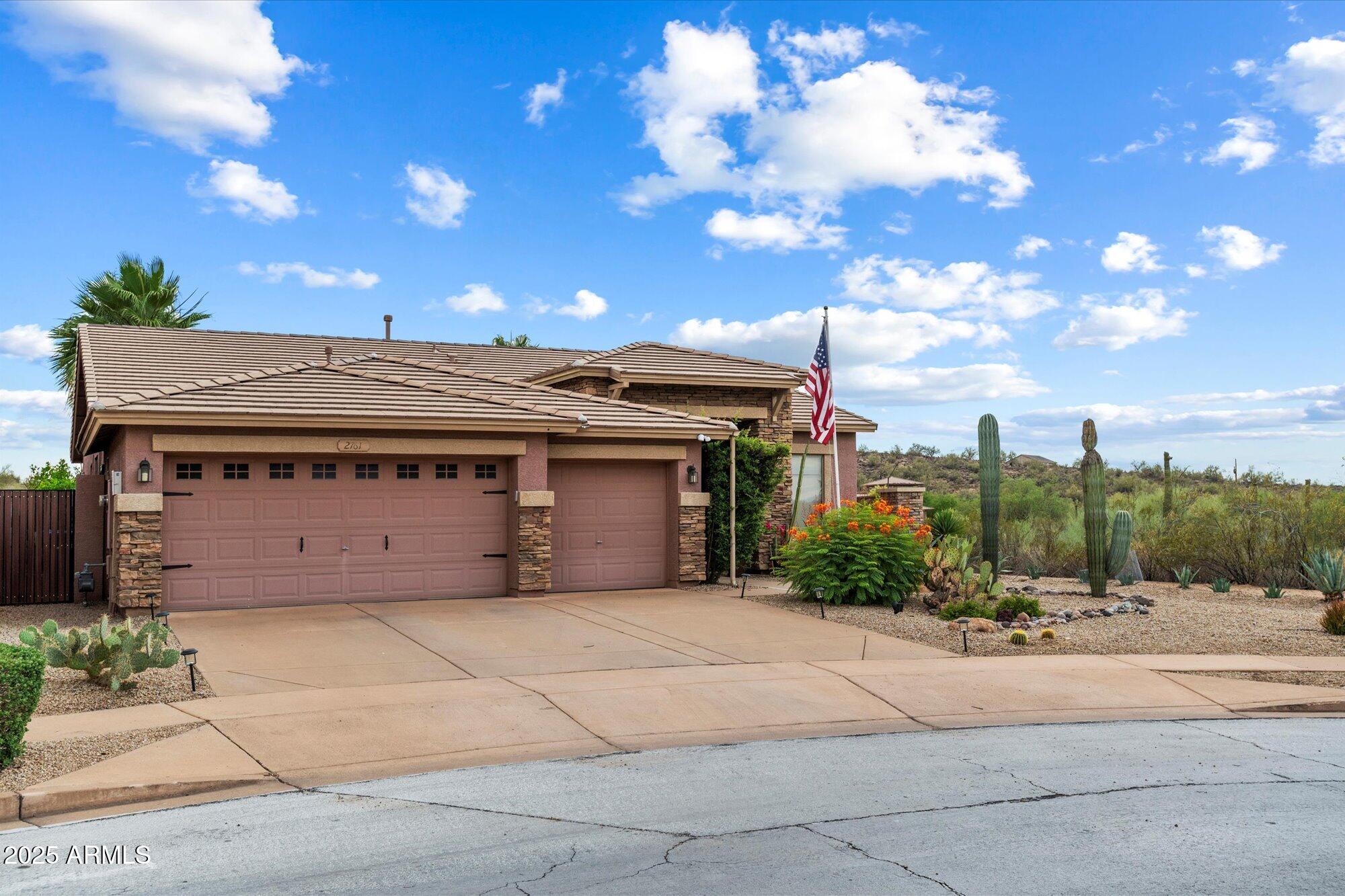 2761 W VIA CALABRIA --