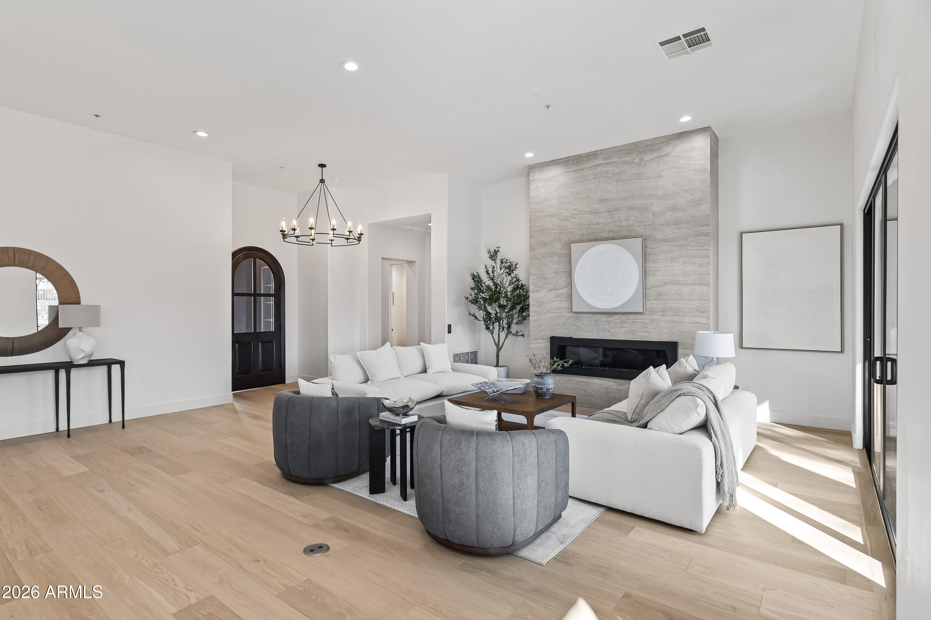 9279 E MOUNTAIN SPRING Road