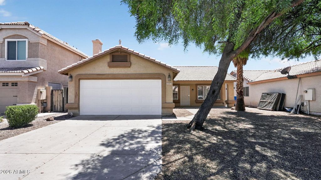 Photo of 453 E Laredo Street, Chandler, AZ 85225 (MLS # 7026936)