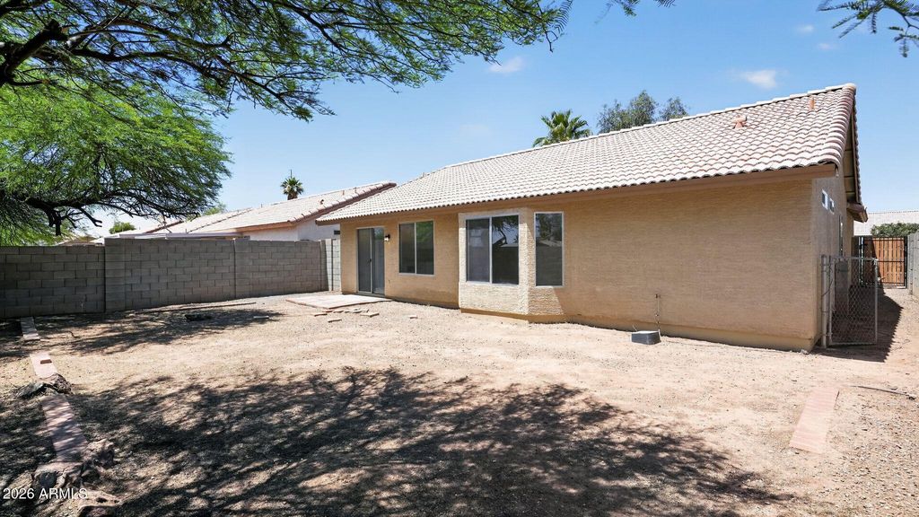 Photo of 453 E Laredo Street, Chandler, AZ 85225 (MLS # 7026936)