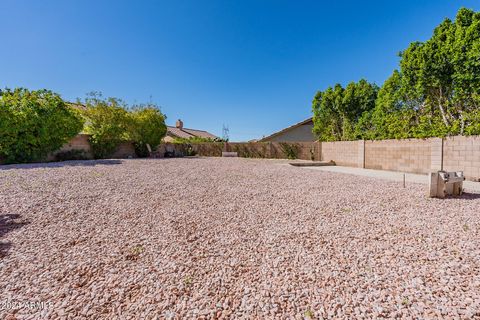 A home in Cave Creek