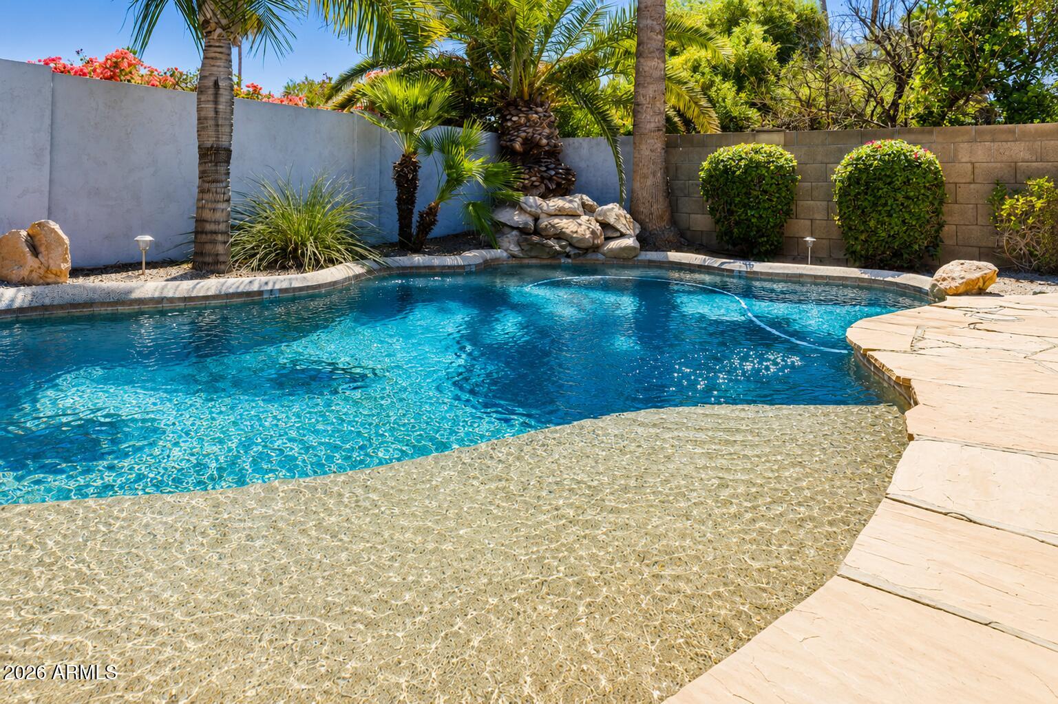 COUNTRY TRACE - Residential