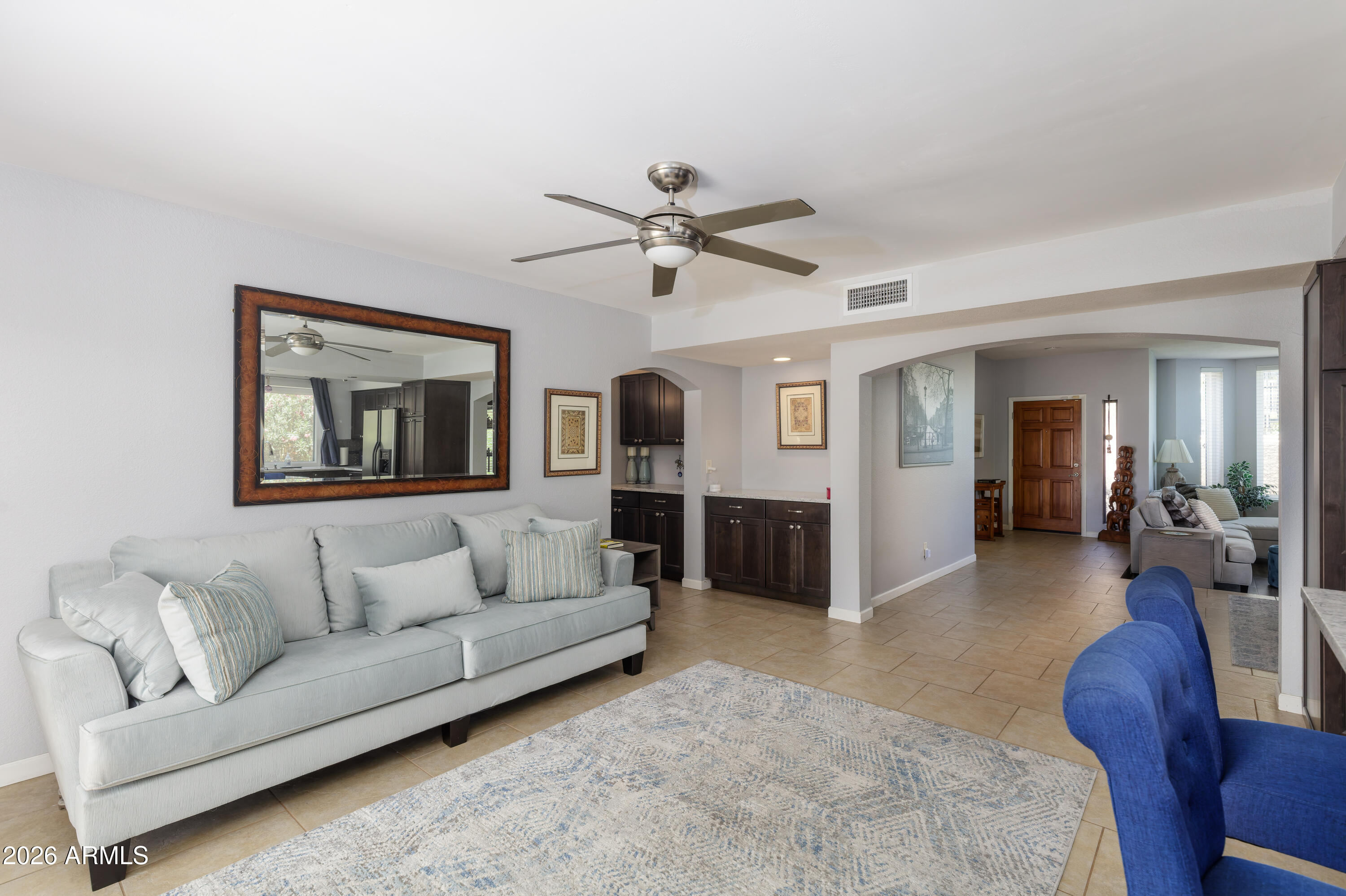 COUNTRY TRACE - Residential