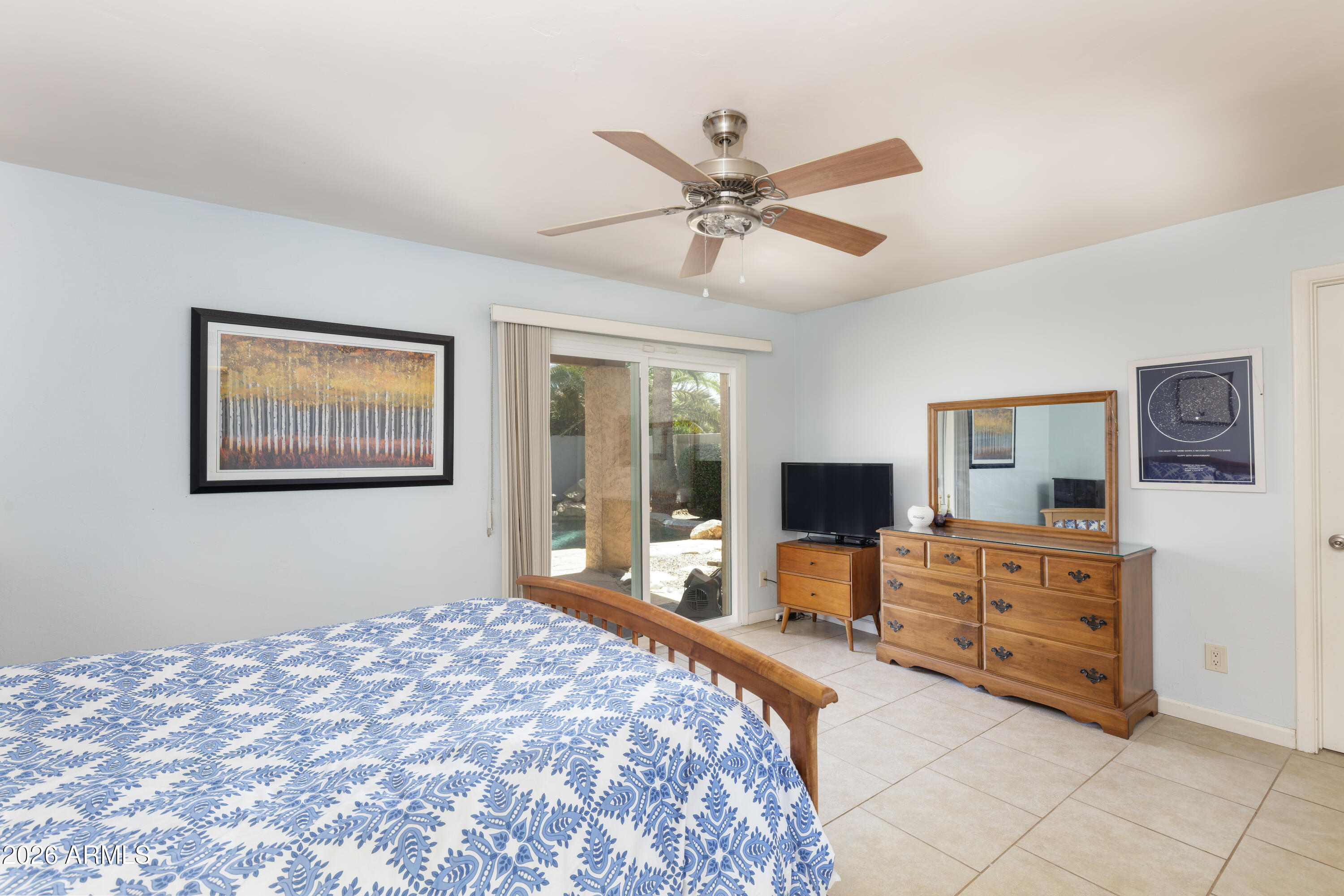 COUNTRY TRACE - Residential