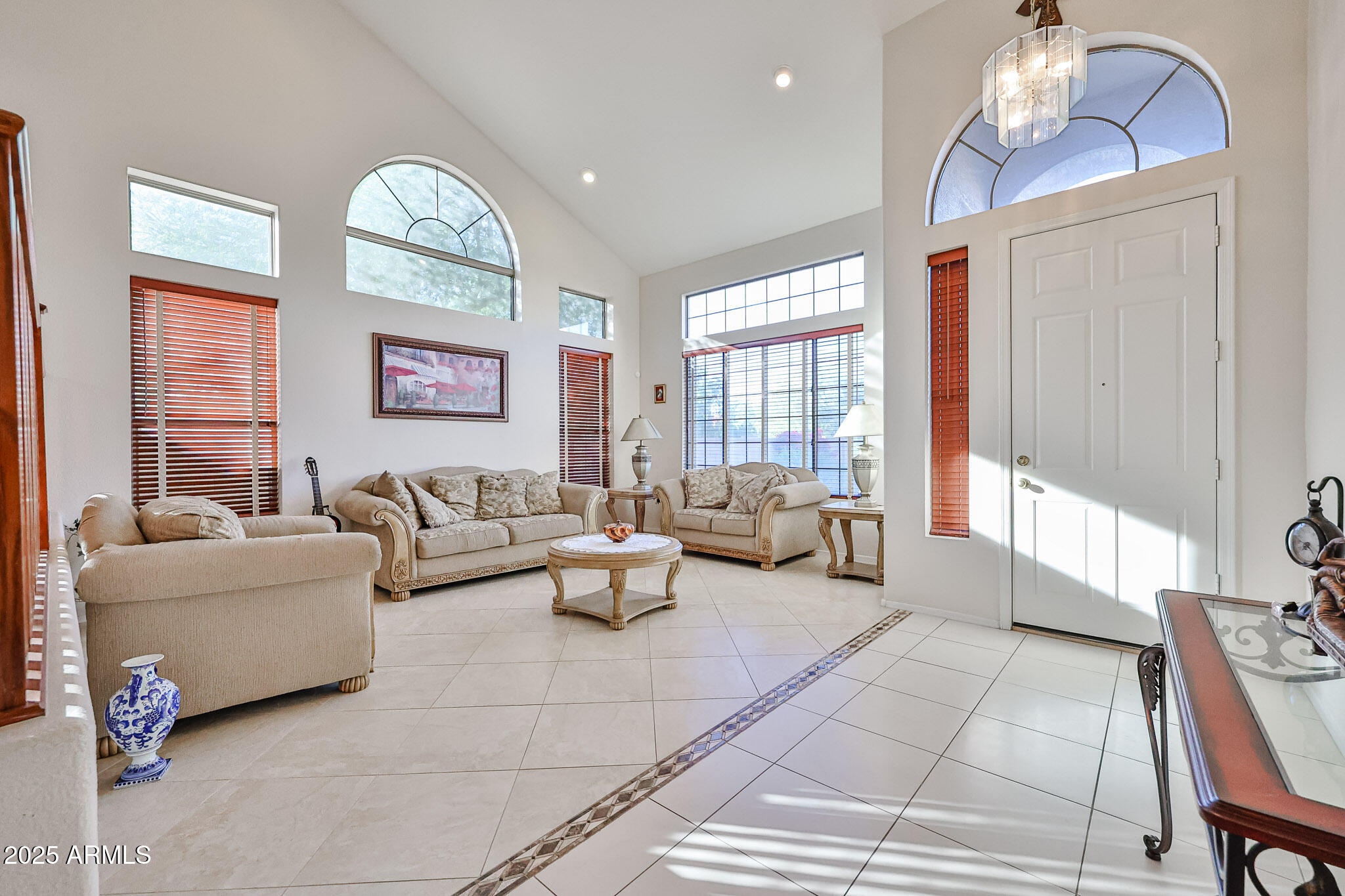 6435 W BUCKSKIN Trail