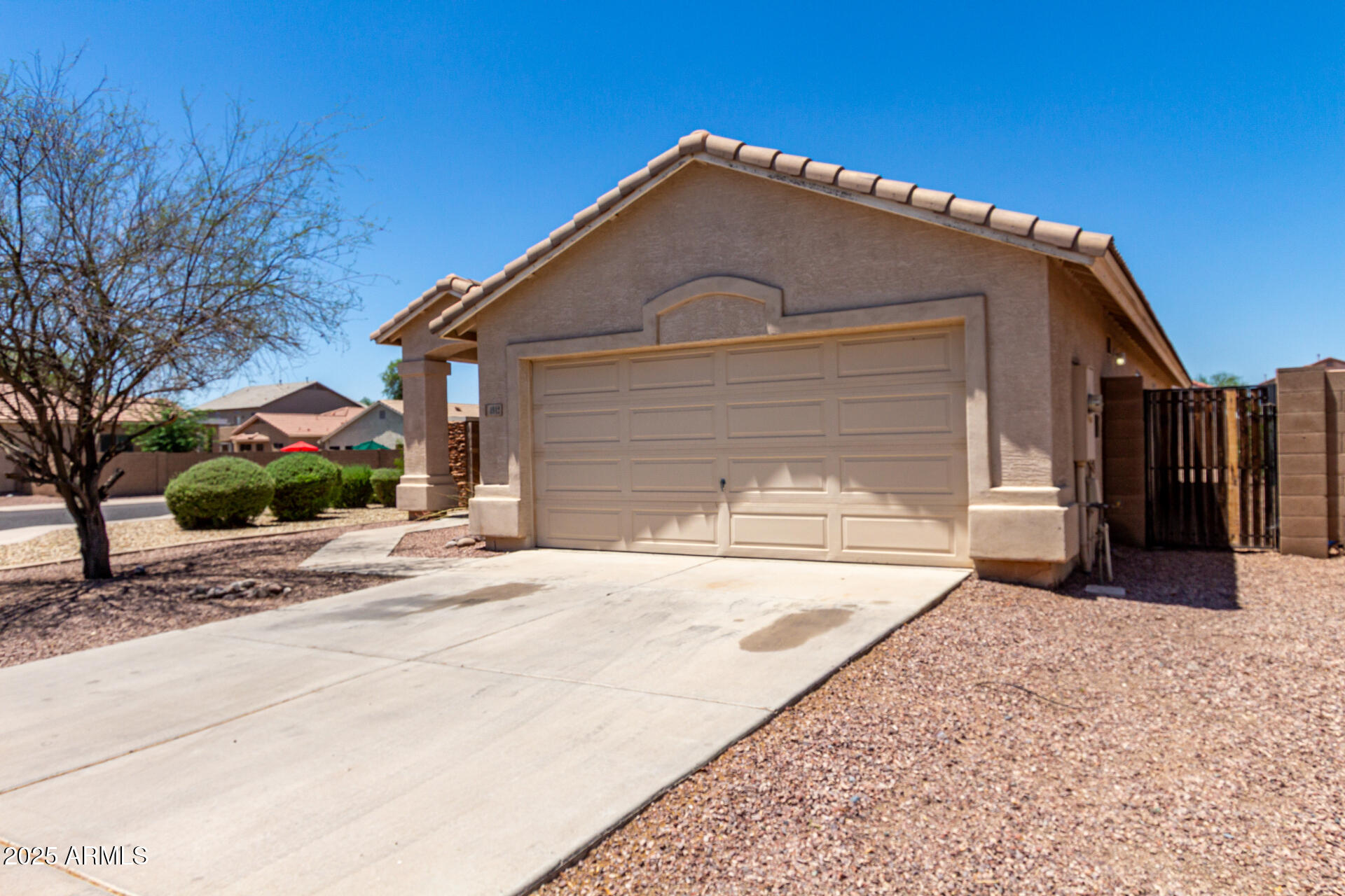 4942 W NOVAK Way