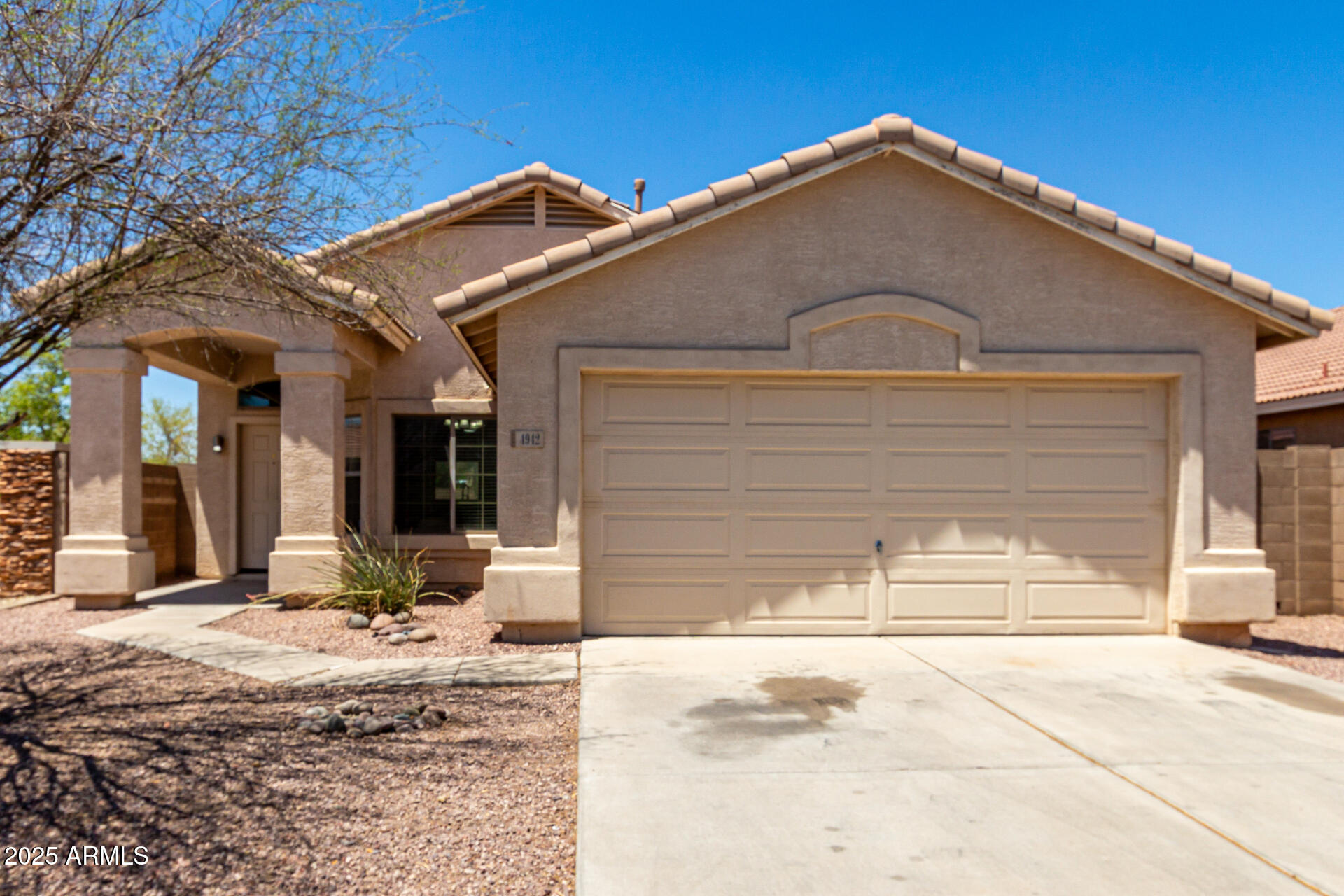 4942 W NOVAK Way