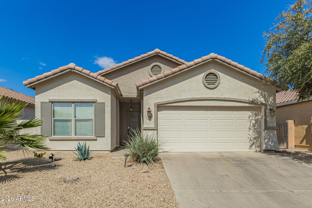Photo of 112 W Saddle Way, San Tan Valley, AZ 85143 (MLS # 6996700)
