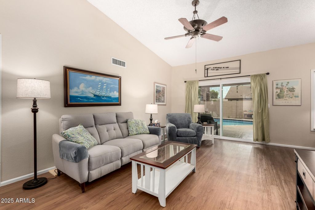 Photo of 910 W Plata Avenue, Mesa, AZ 85210 (MLS # 6932051)