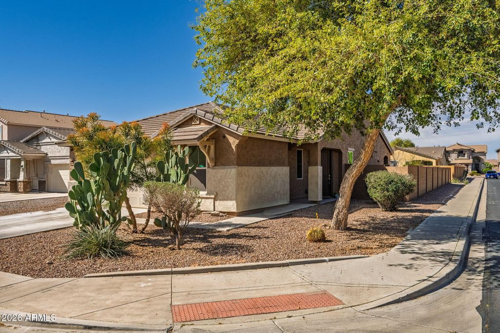 Photo of 21368 N Cecil Court, Maricopa, AZ 85138 (MLS # 6995689)