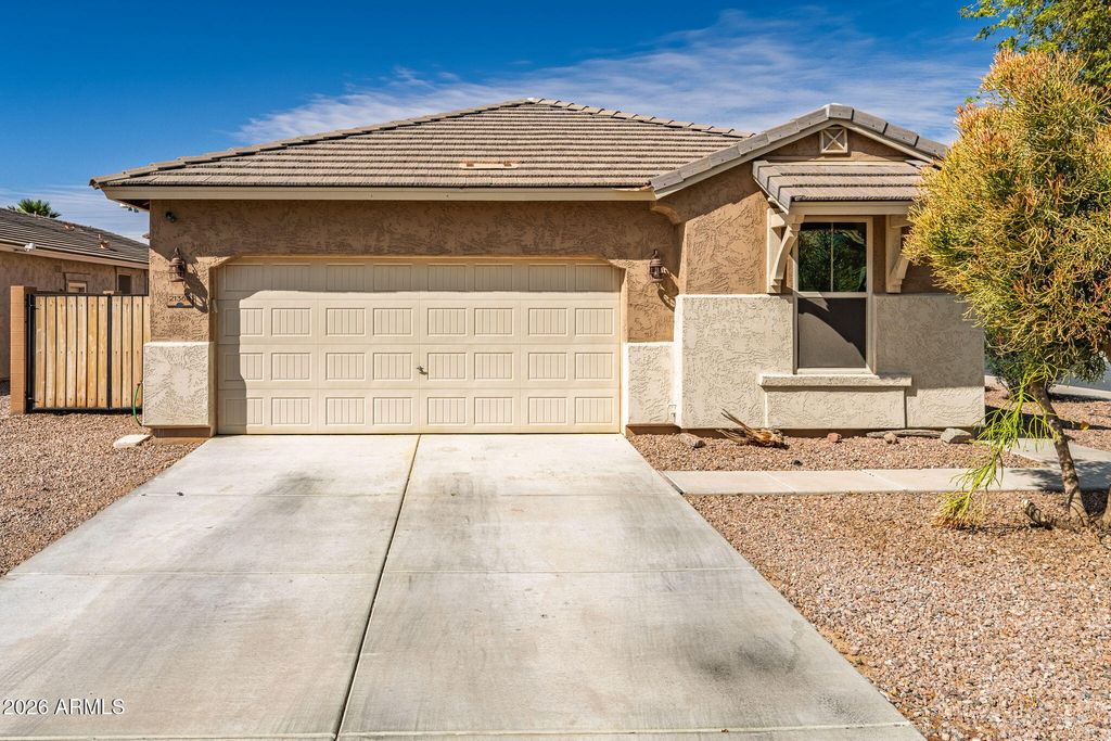 Photo of 21368 N Cecil Court, Maricopa, AZ 85138 (MLS # 6995689)