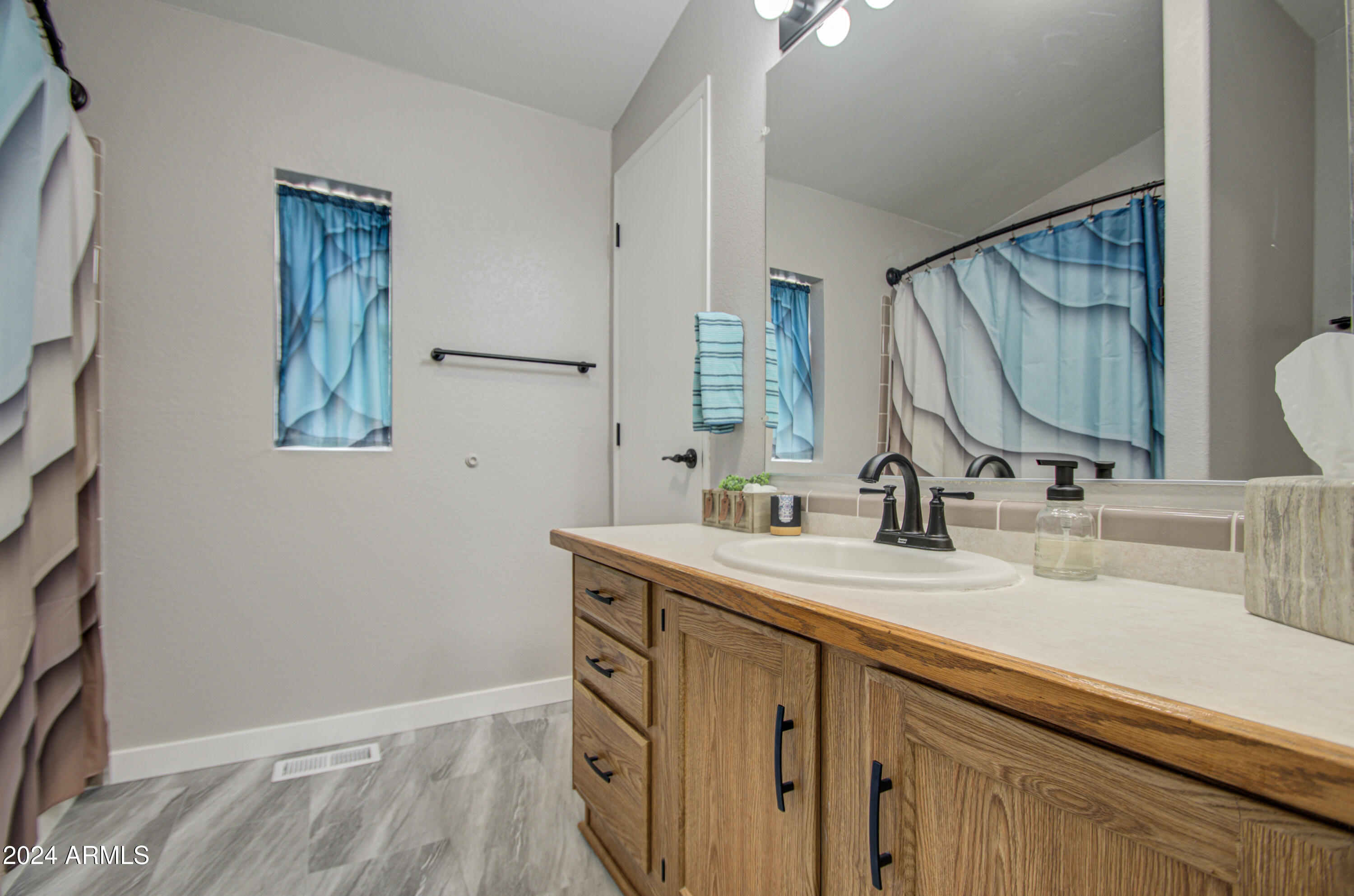 S31 T1N R8E - Residential