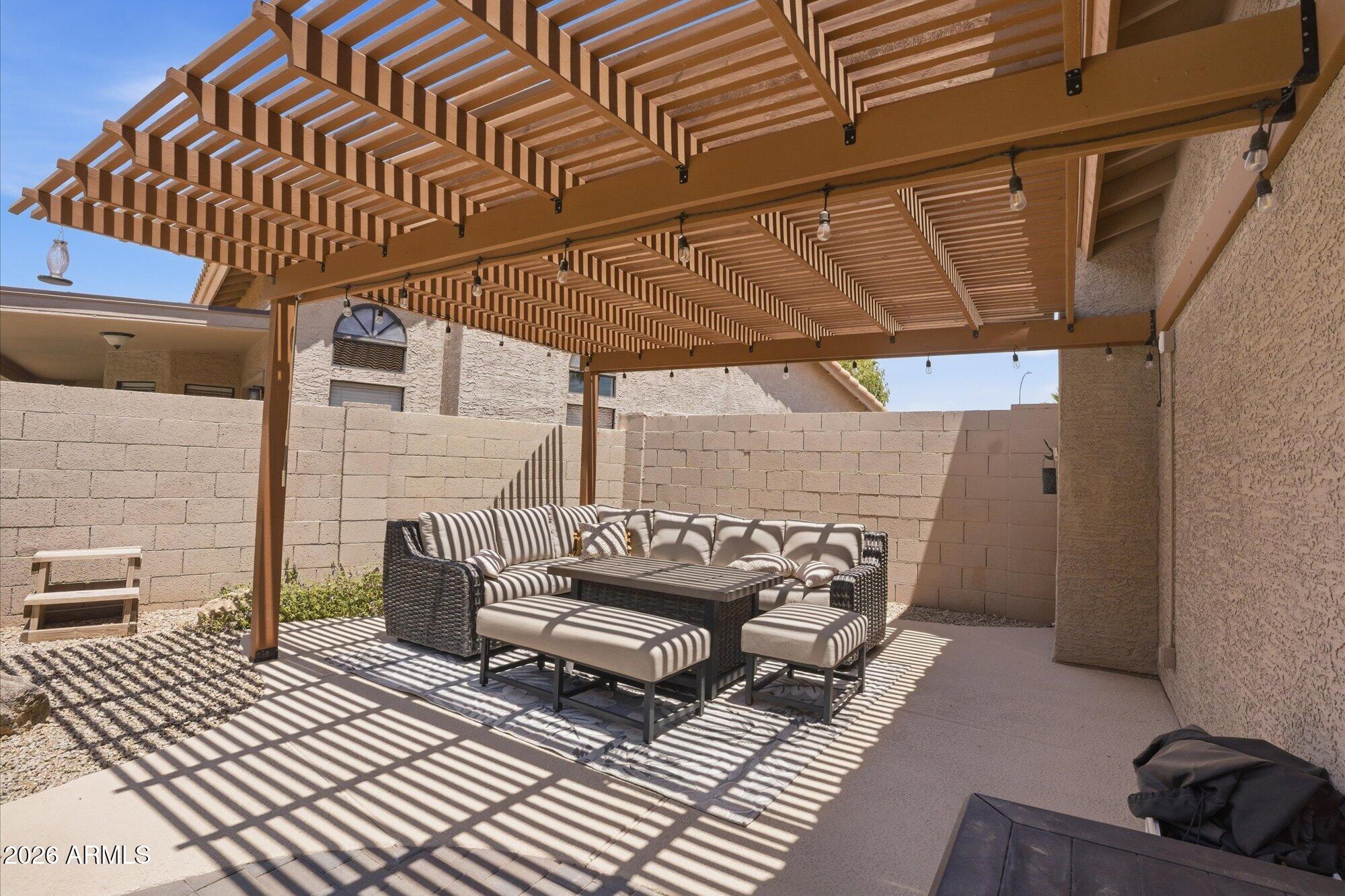WARNER RANCH CROSSING 4 - Residential