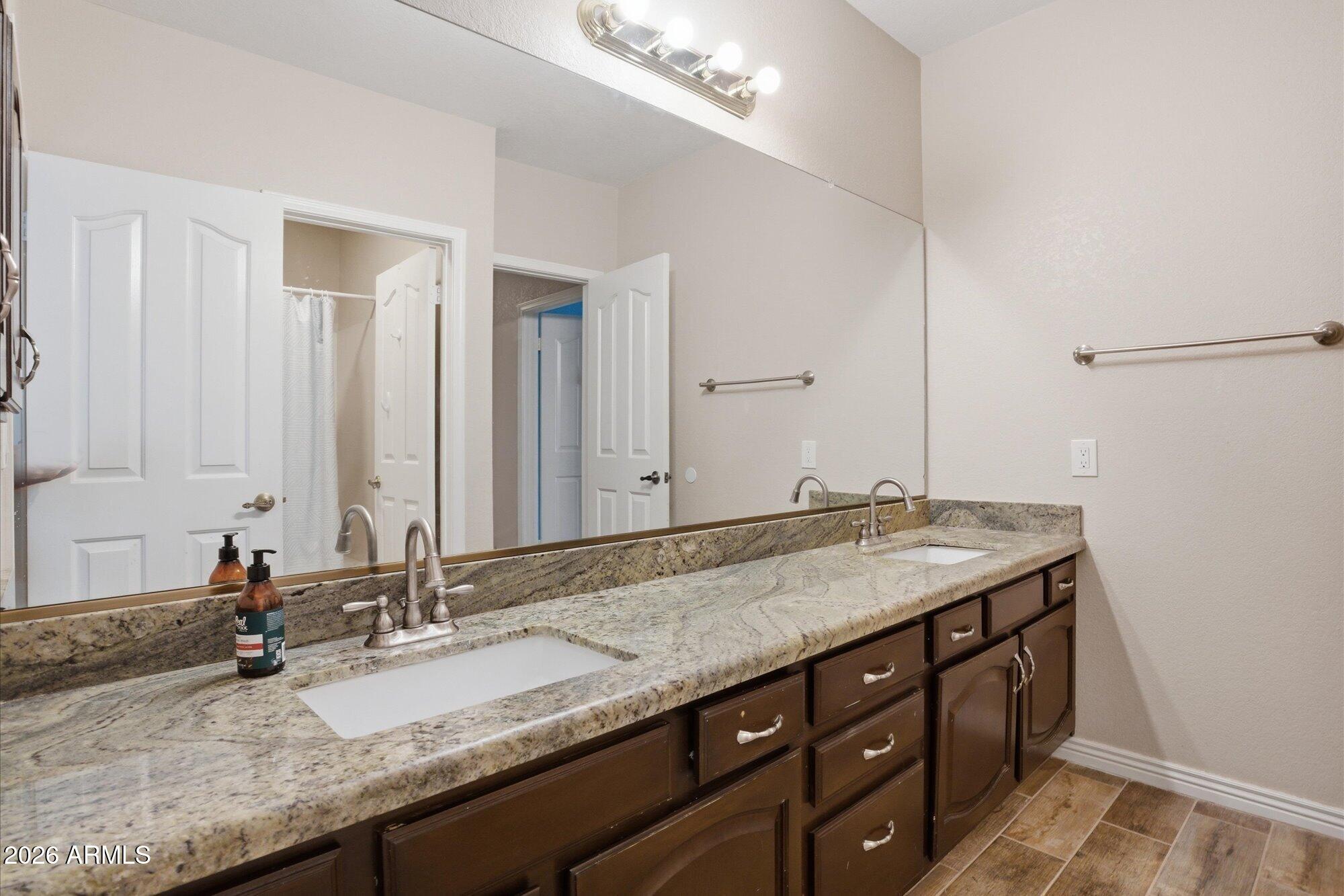 WARNER RANCH CROSSING 4 - Residential