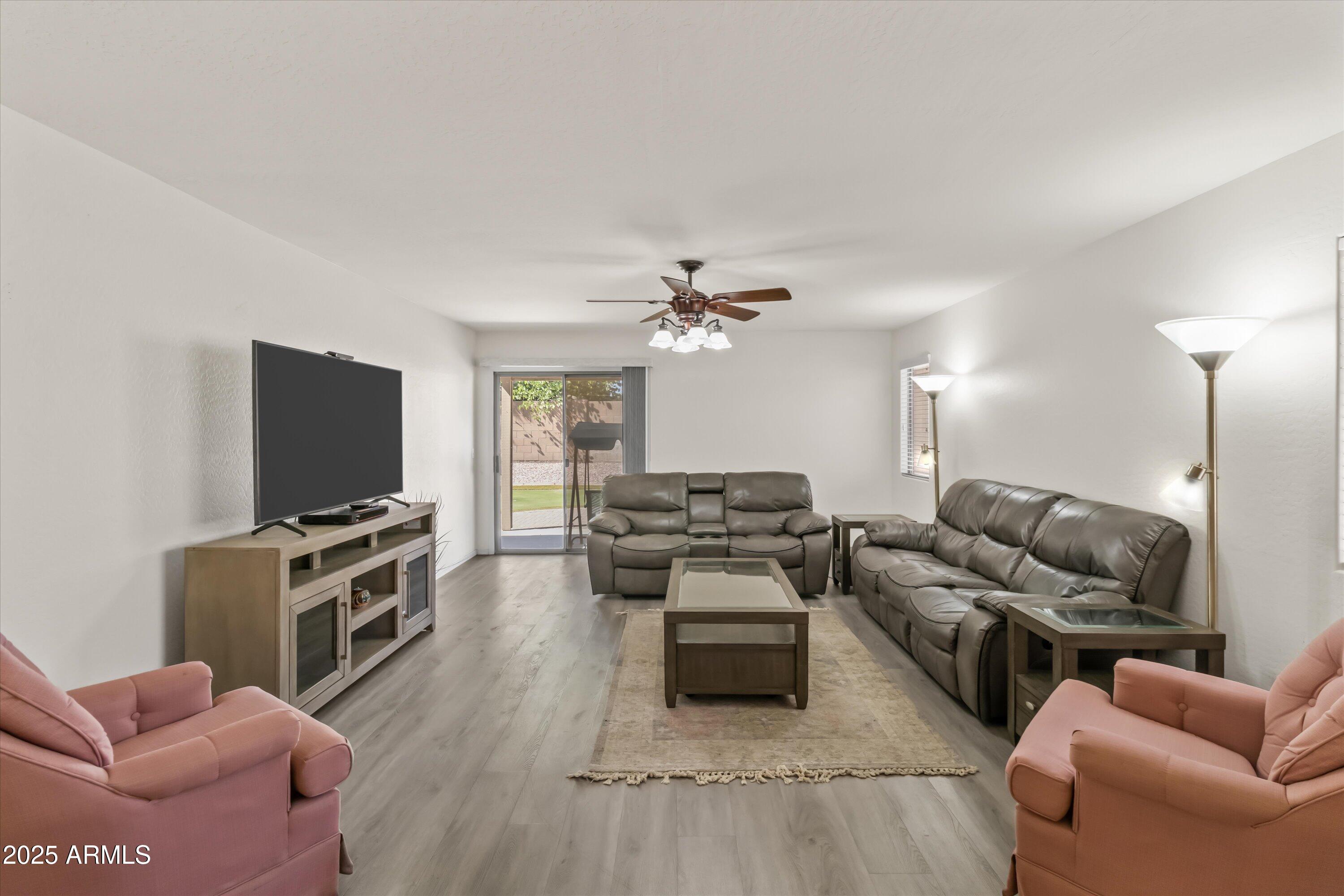 16034 W WINCHCOMB Drive