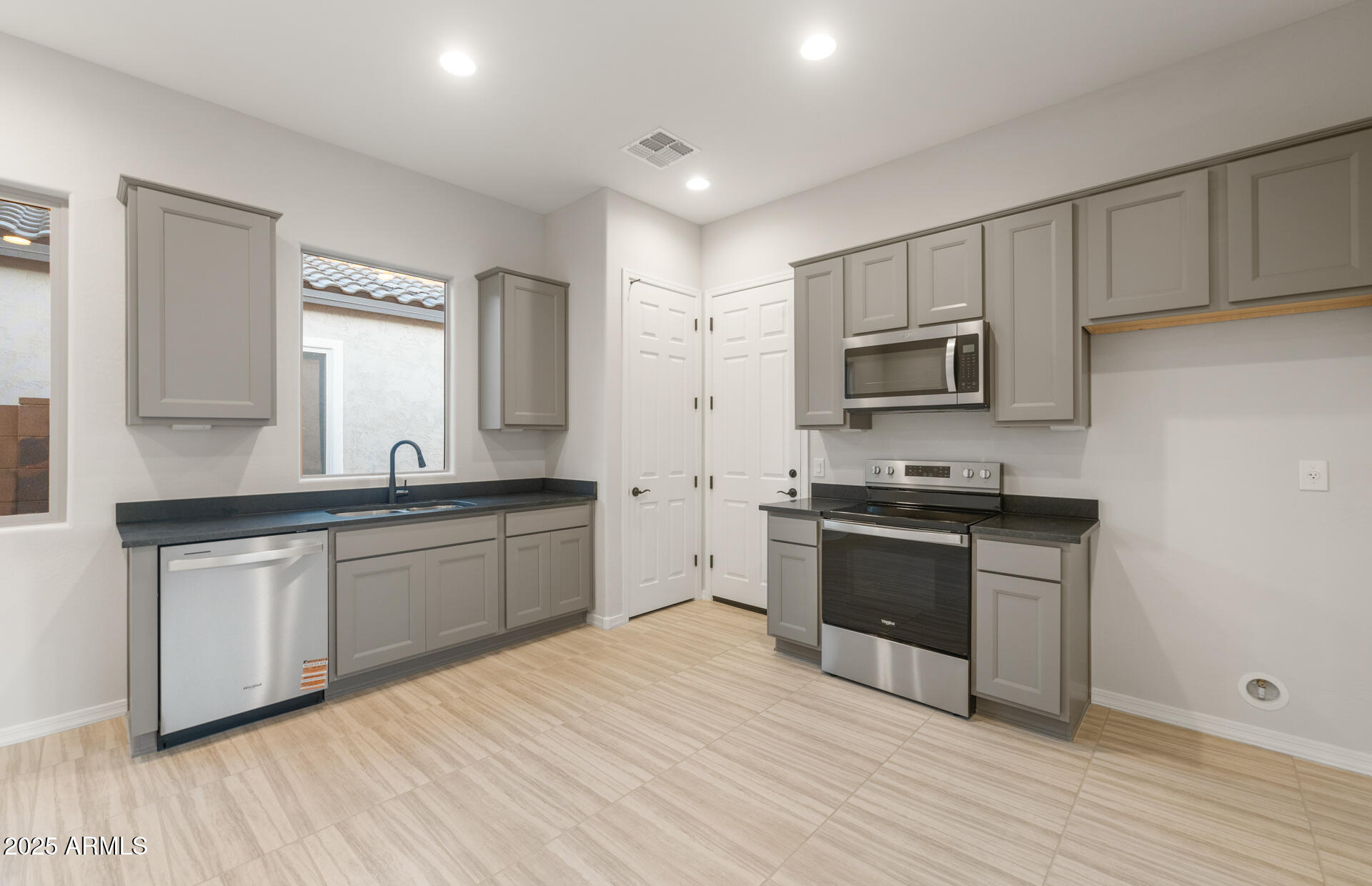 16158 W RED BIRD Road