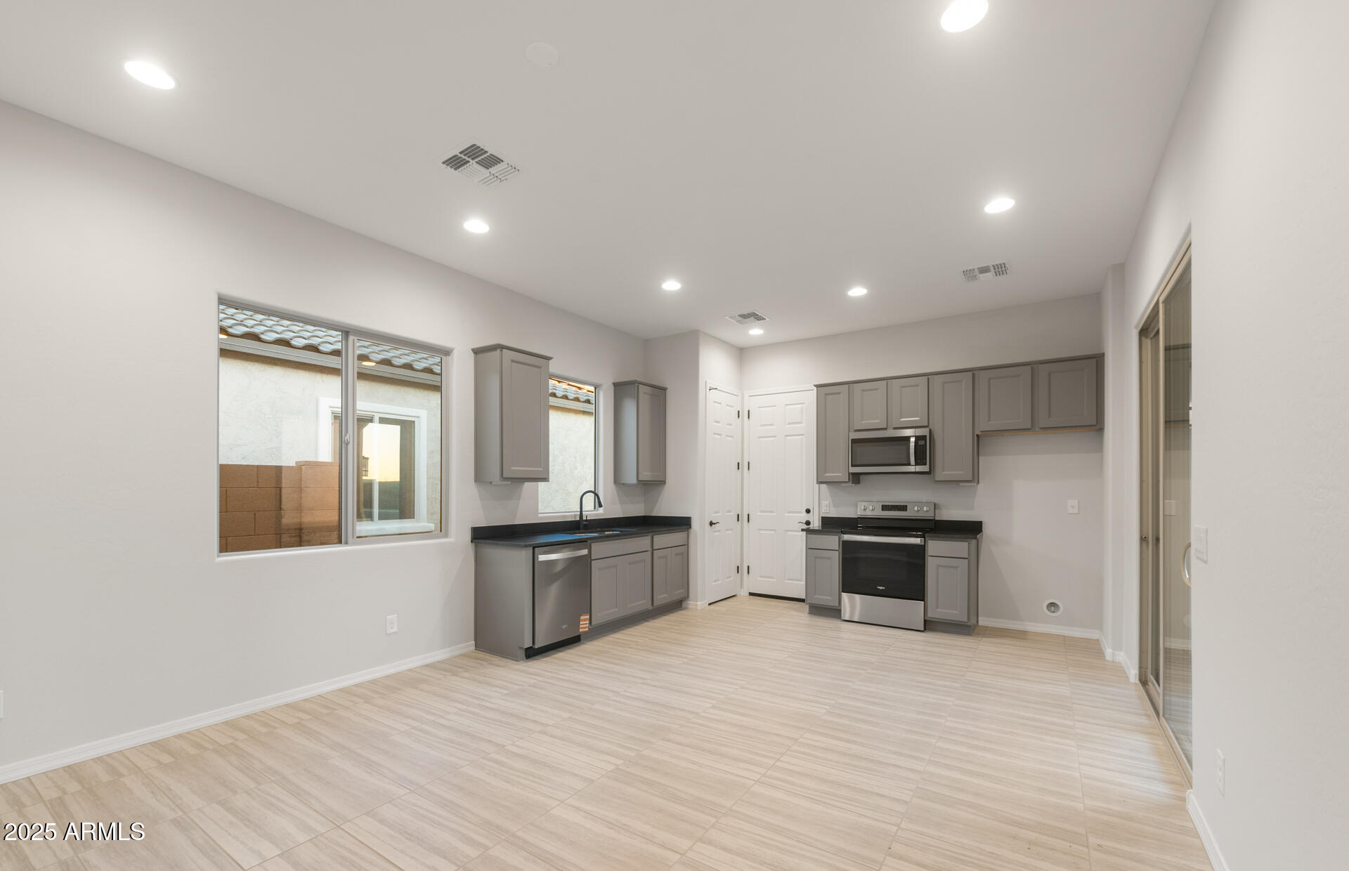 16158 W RED BIRD Road