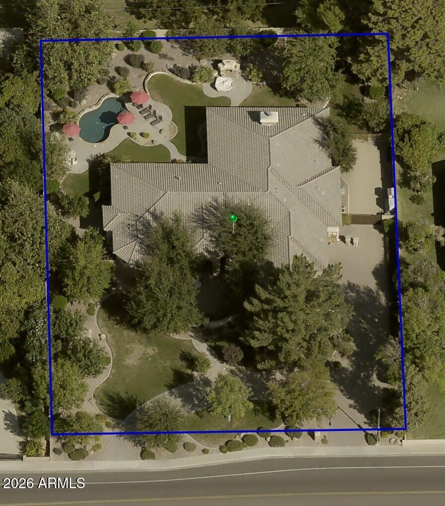 6316 W SWEETWATER Avenue