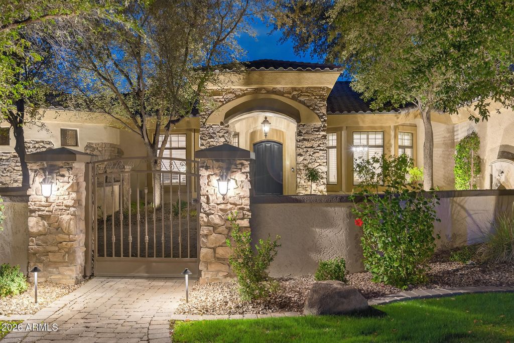 Photo of 6316 W Sweetwater Avenue, Glendale, AZ 85304 (MLS # 6987062)