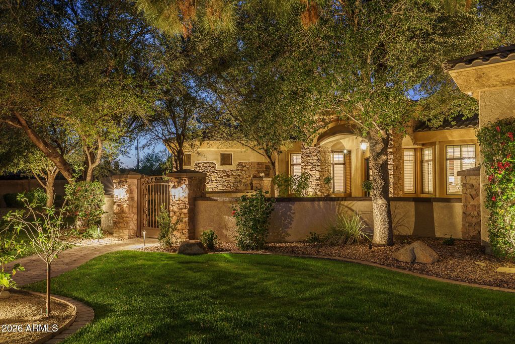 Photo of 6316 W Sweetwater Avenue, Glendale, AZ 85304 (MLS # 6987062)