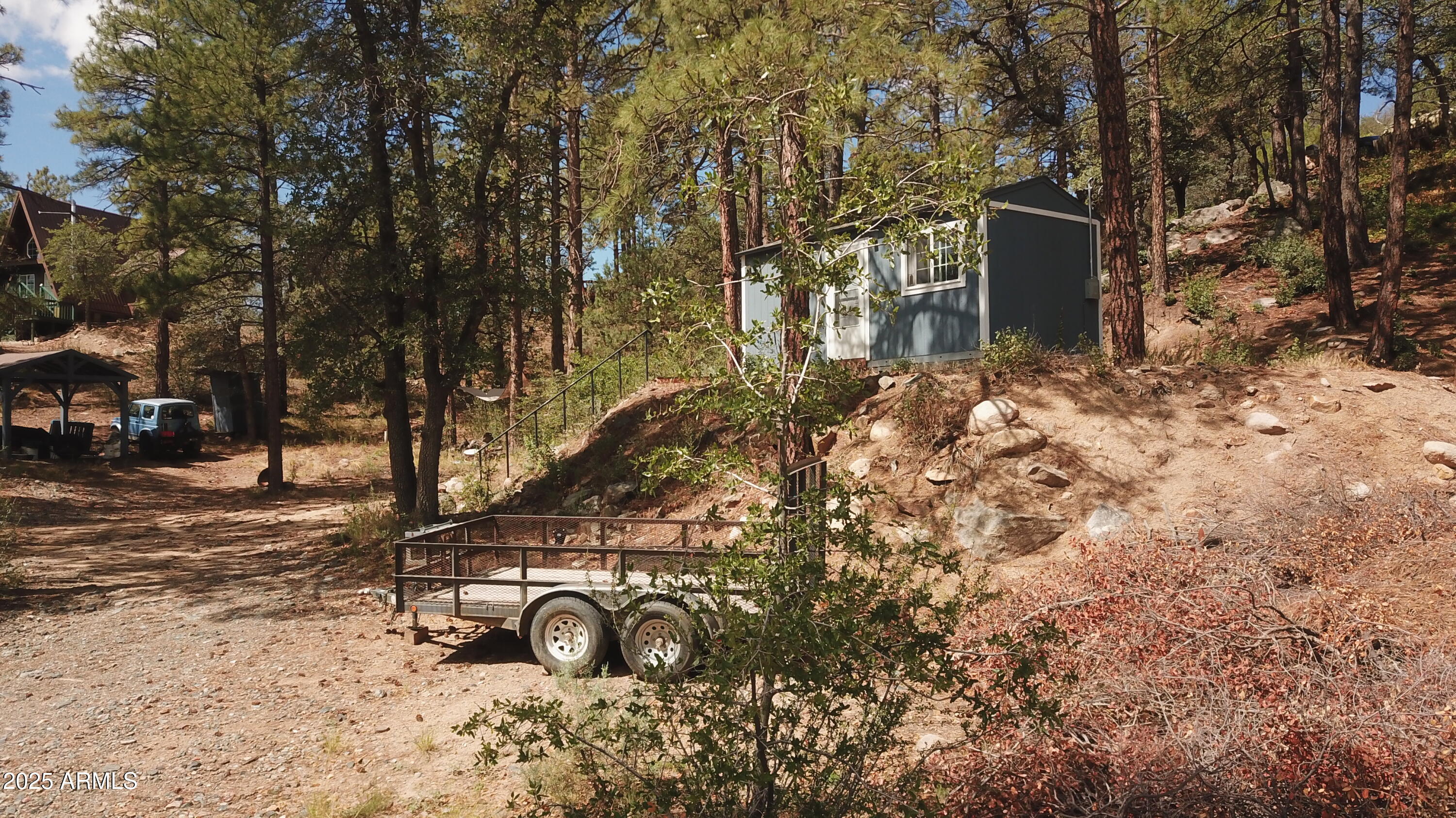 MALNETTA THARSING DIVISION OF CROWN KING ACRES - Land