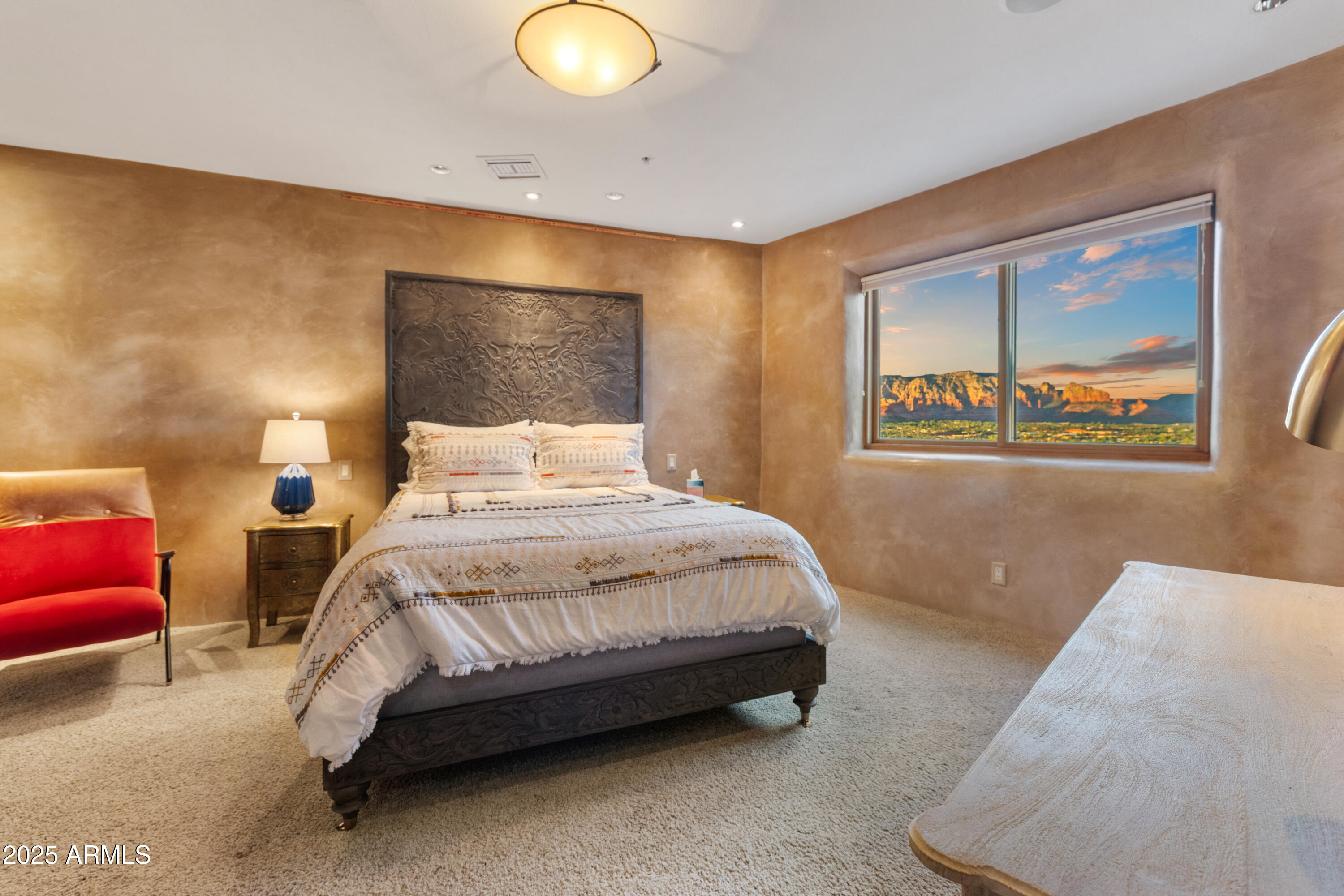 Sedona, Arizona, 86336, United States, 3 Bedrooms Bedrooms, ,6 BathroomsBathrooms,Residential,Active,1944279