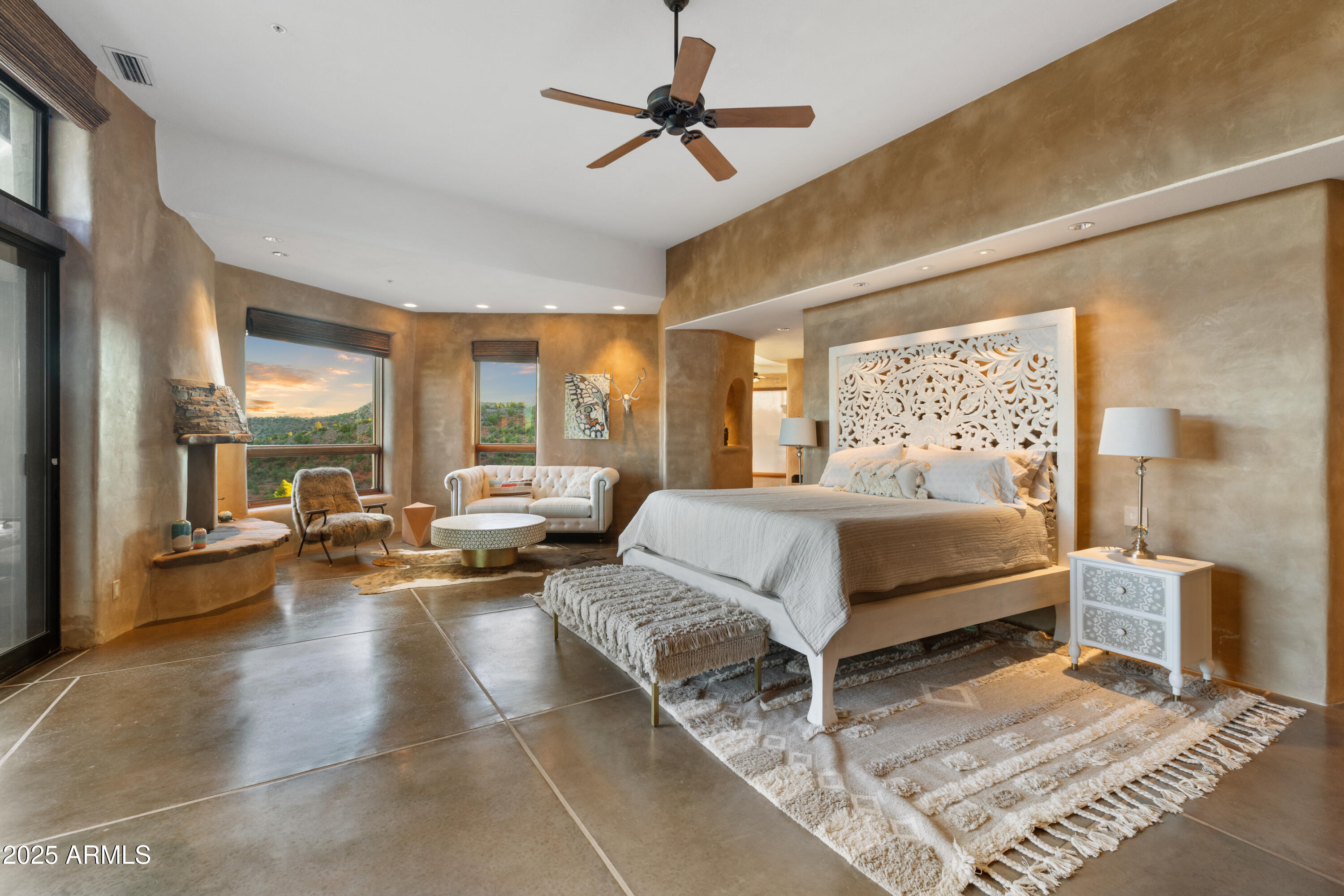 Sedona, Arizona, 86336, United States, 3 Bedrooms Bedrooms, ,6 BathroomsBathrooms,Residential,Active,1944279