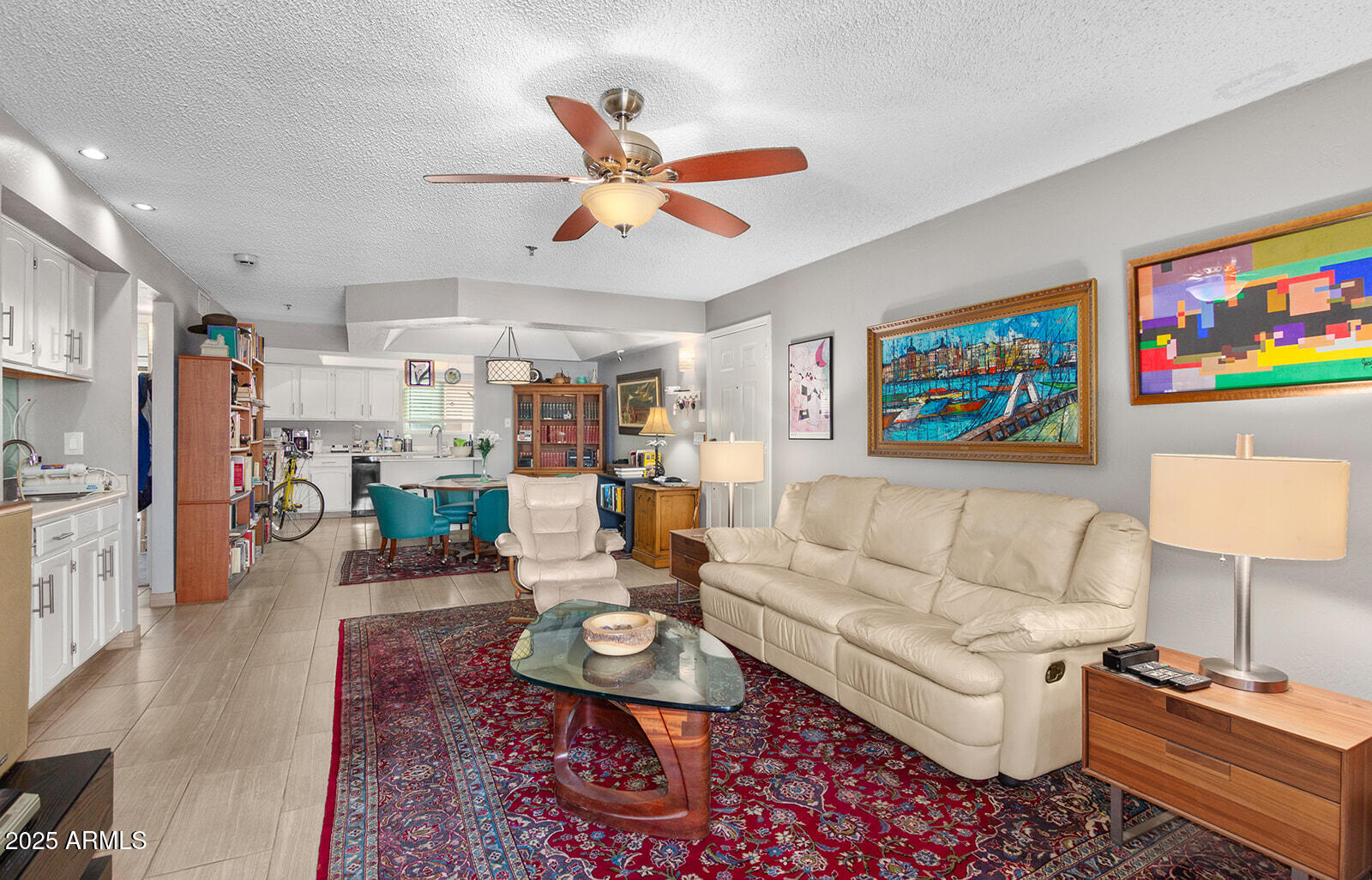 3031 N CIVIC CENTER Plaza 230