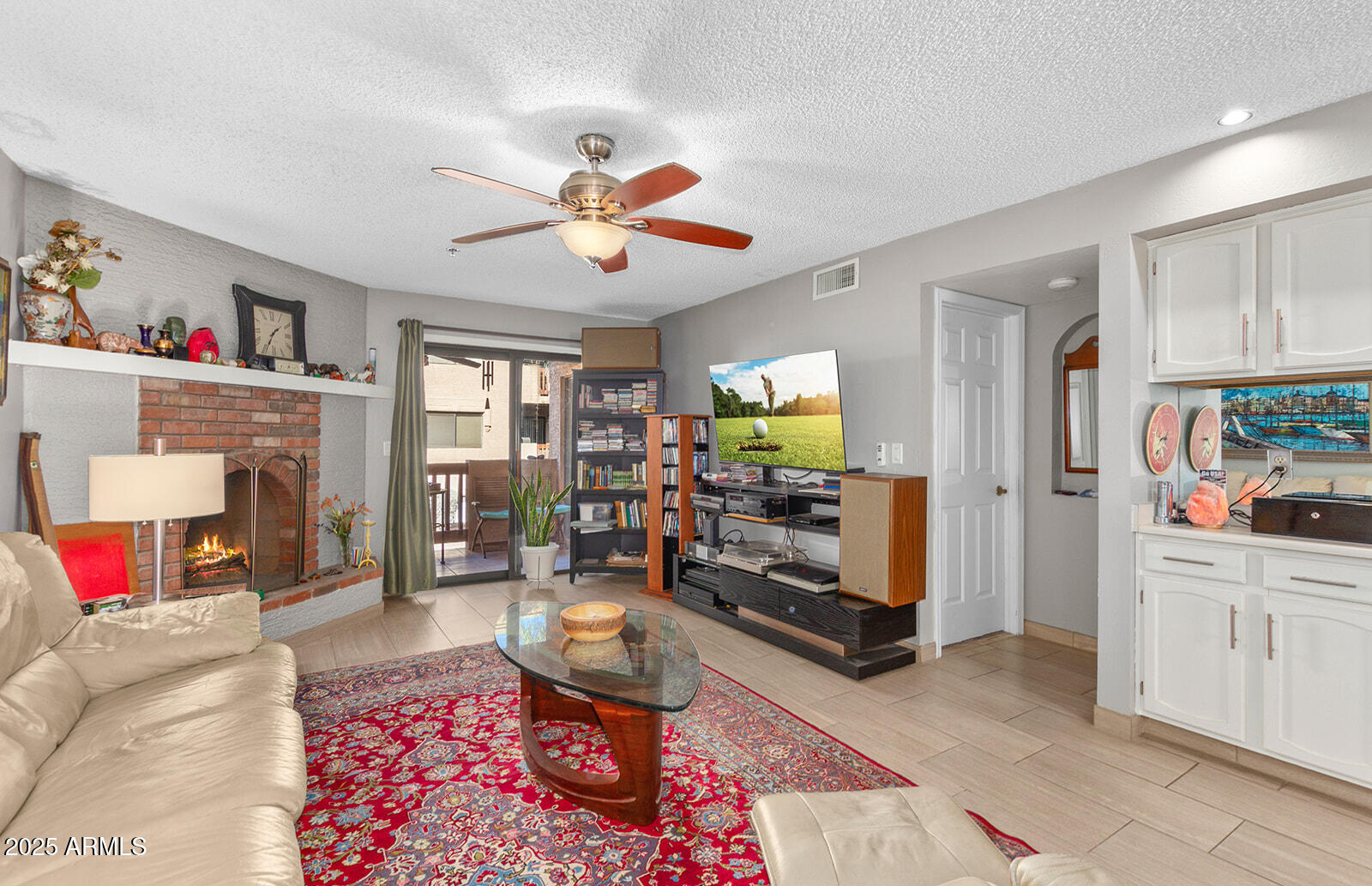 3031 N CIVIC CENTER Plaza 230