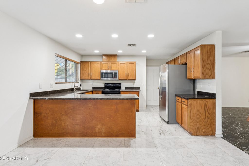 Photo of 4004 W Myrtle Avenue, Phoenix, AZ 85051 (MLS # 6934741)
