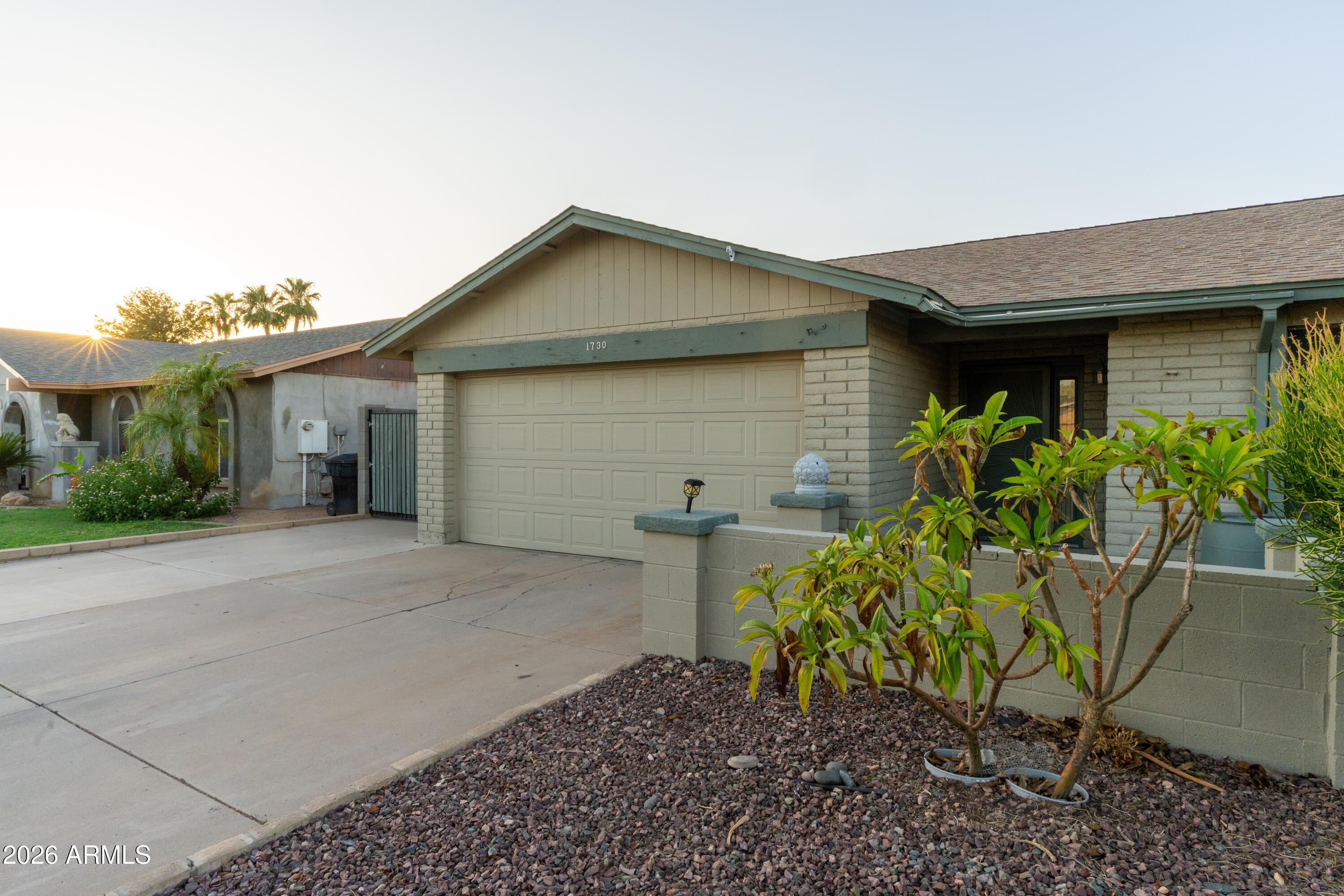1730 E IMPALA Avenue