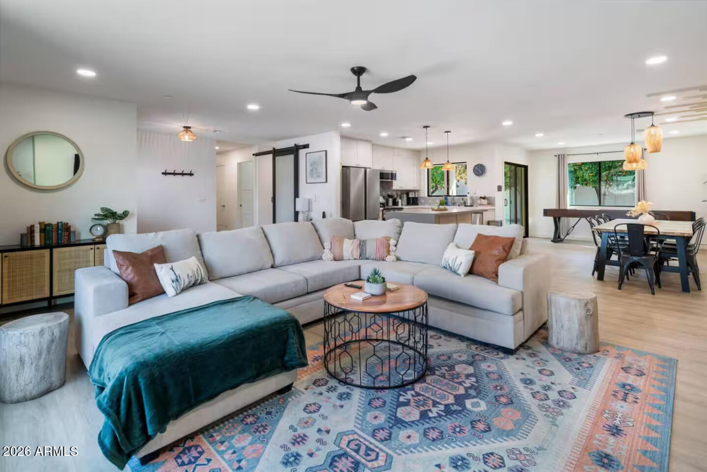 8425 E VALLEY VISTA Drive