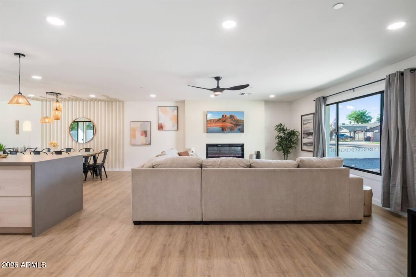 8425 E VALLEY VISTA Drive