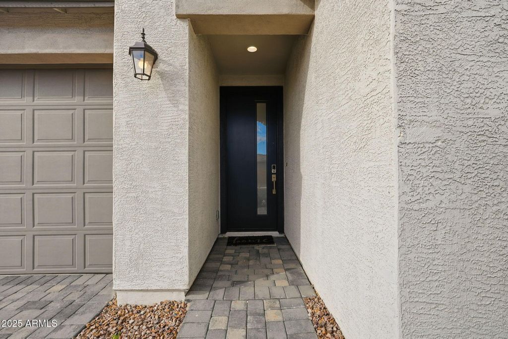 Photo of 641 S Davidson Lane, Casa Grande, AZ 85122 (MLS # 6948093)