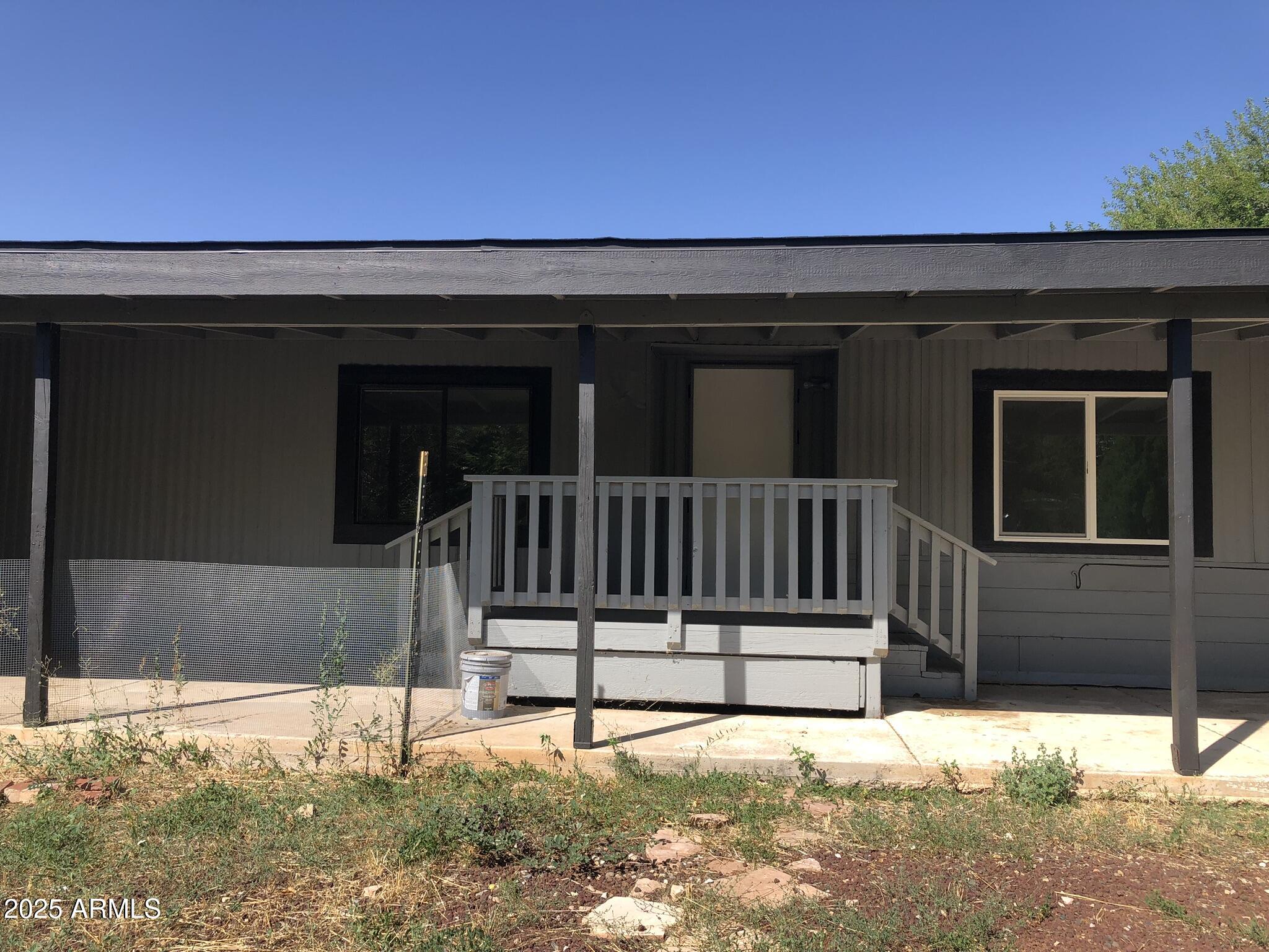 3619 E WESTERN Drive