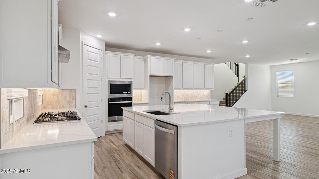 Photo of 7022 W Pinnacle Vista Drive, Peoria, AZ 85383 (MLS # 6998581)