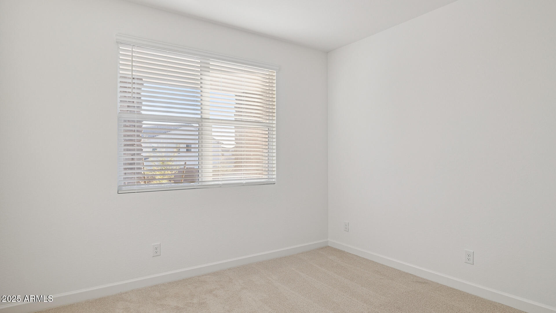 7022 W PINNACLE VISTA Drive