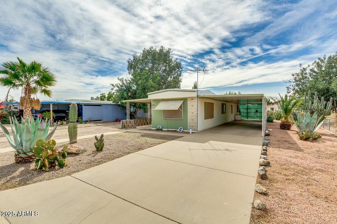 9303 E EDGEWOOD Avenue