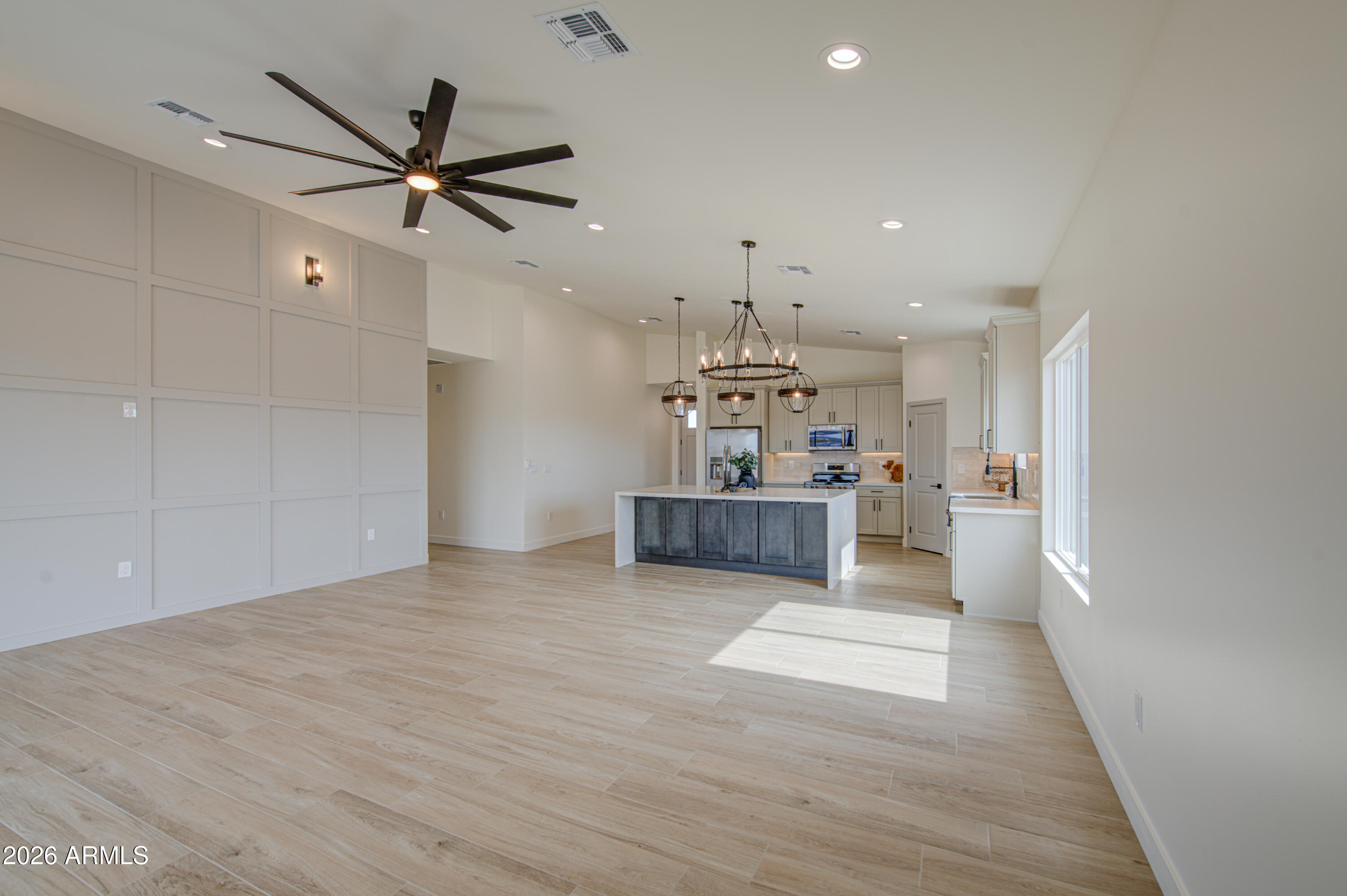 37564 W MARICOPA Street