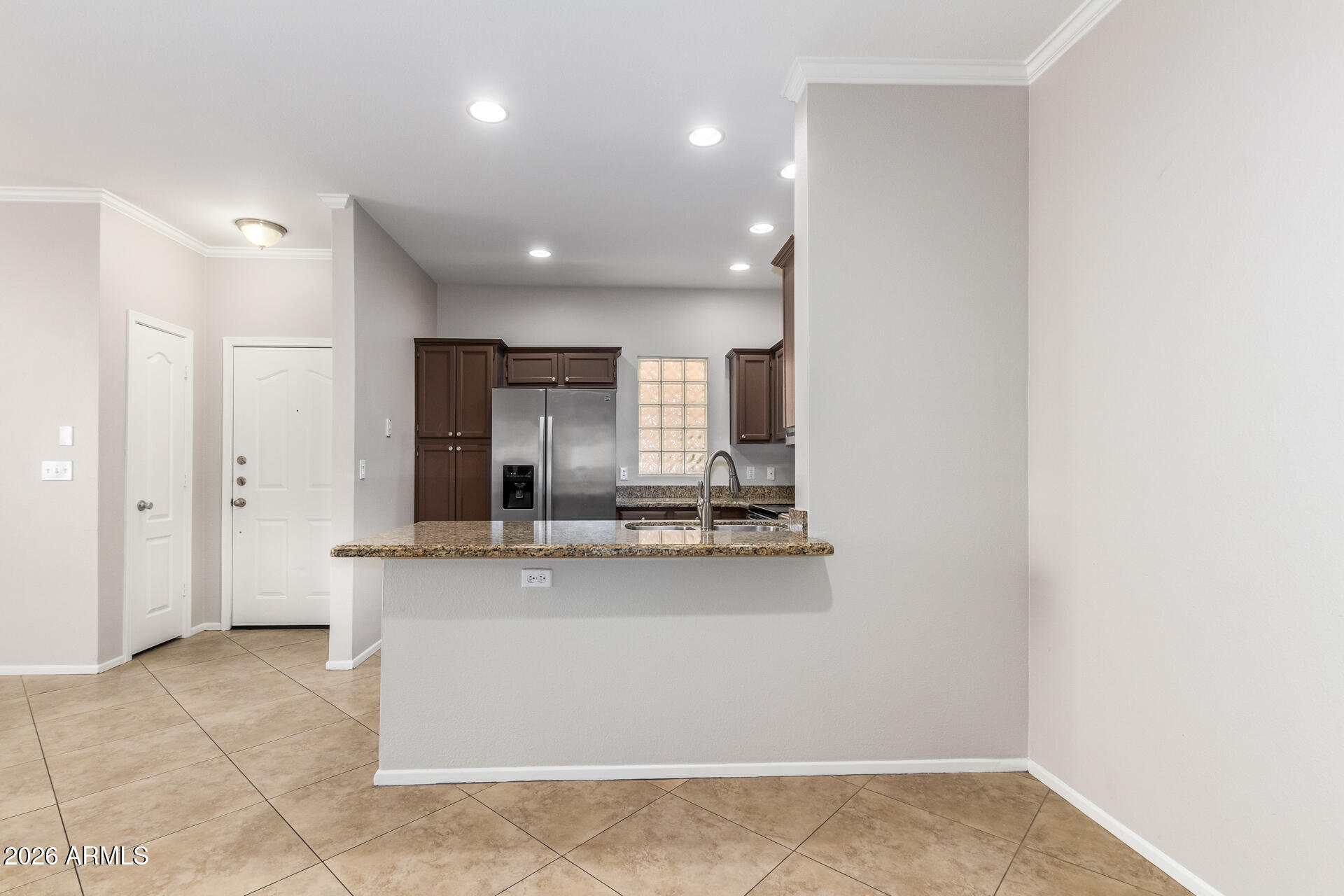 Properties 4 16013 S DESERT FOOTHILLS Parkway 1120