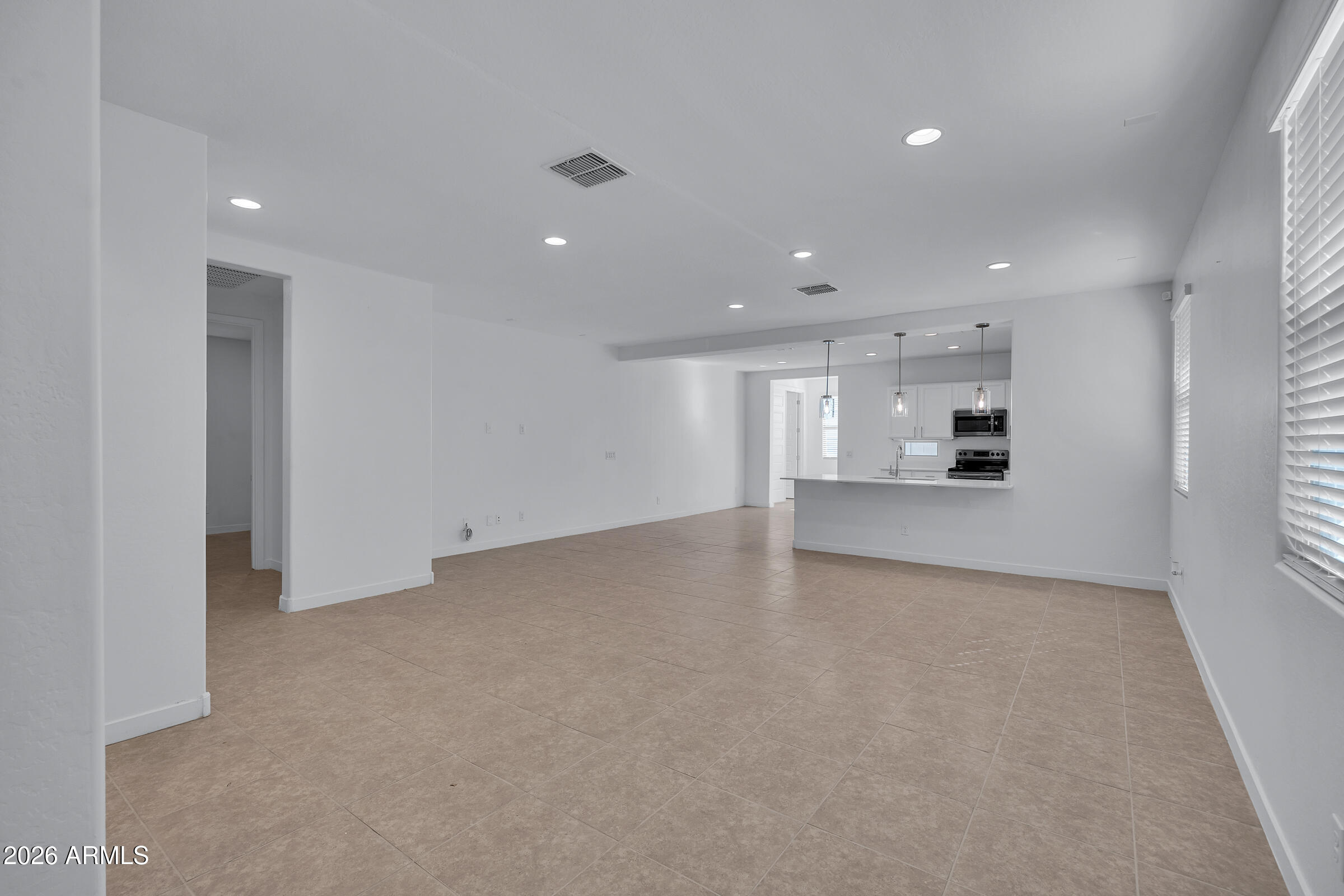 2701 S Reavis Falls Road